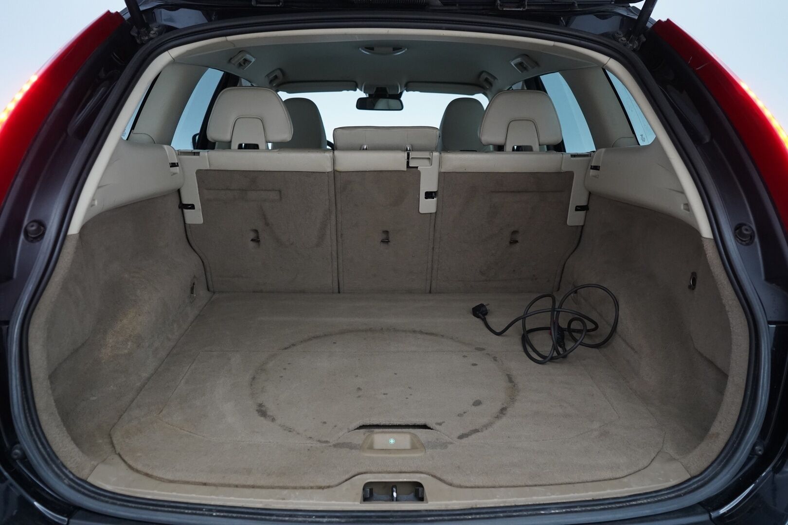 Volvo XC60 2012 T5 Summum aut. - Myydään  Huutokaupat.com - Myydään huutokaupat.com