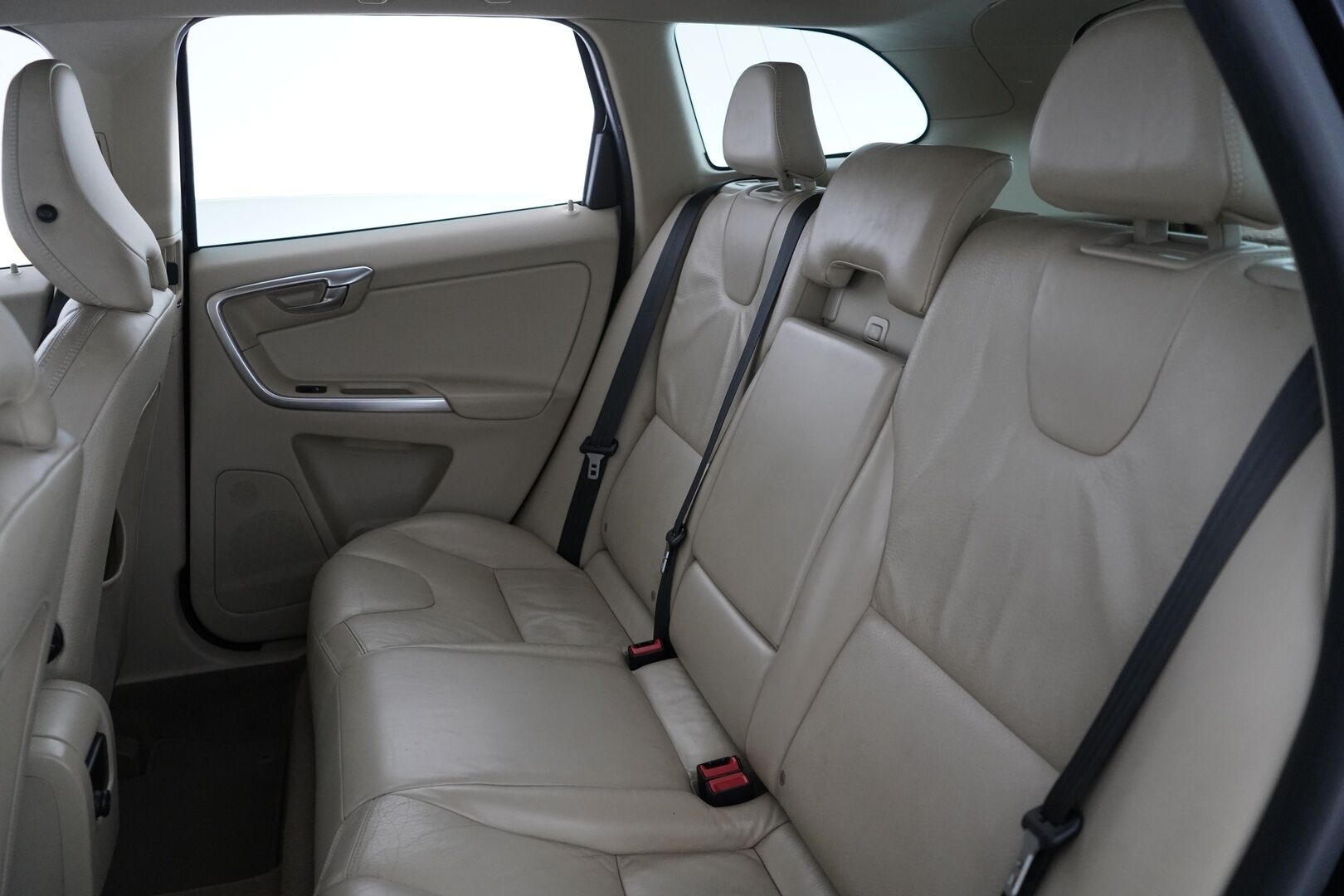 Volvo XC60 2012 T5 Summum aut. - Myydään  Huutokaupat.com - Myydään huutokaupat.com