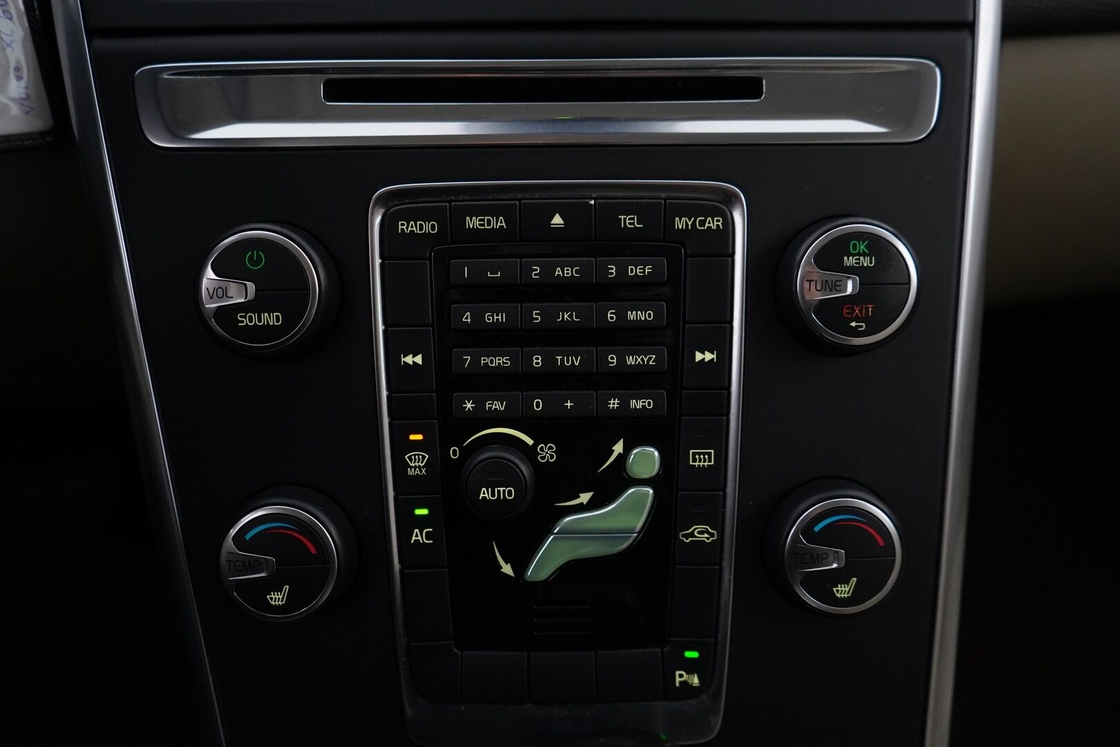 Volvo XC60 2012 T5 Summum aut. - Myydään  Huutokaupat.com - Myydään huutokaupat.com