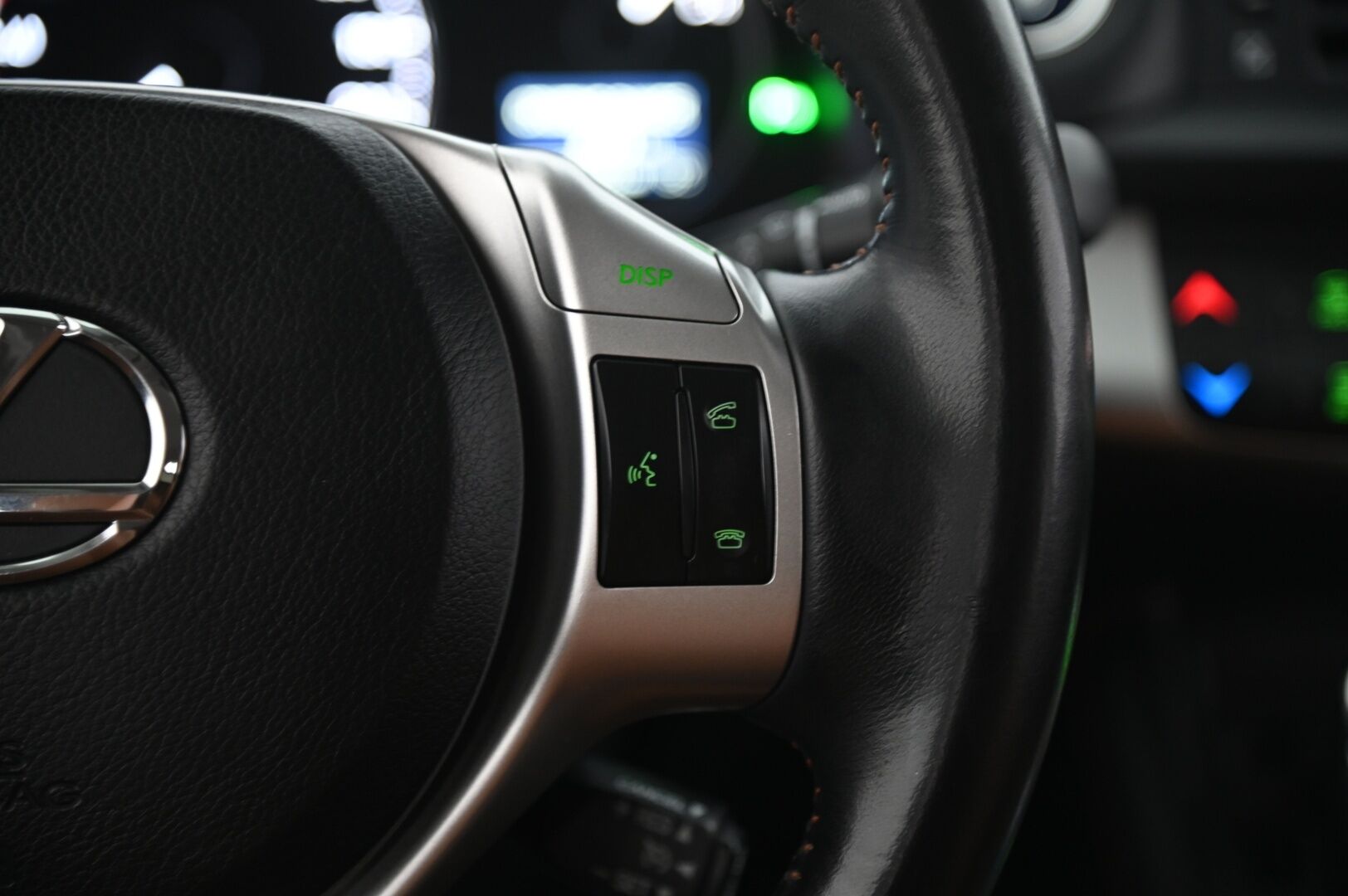 Lexus CT 2013 200h Hybrid A Esteem - Suomi-auto | Ruskeat Nahat | Vakkari | P.tutkat | 2 Renkaat & Aluvanteet