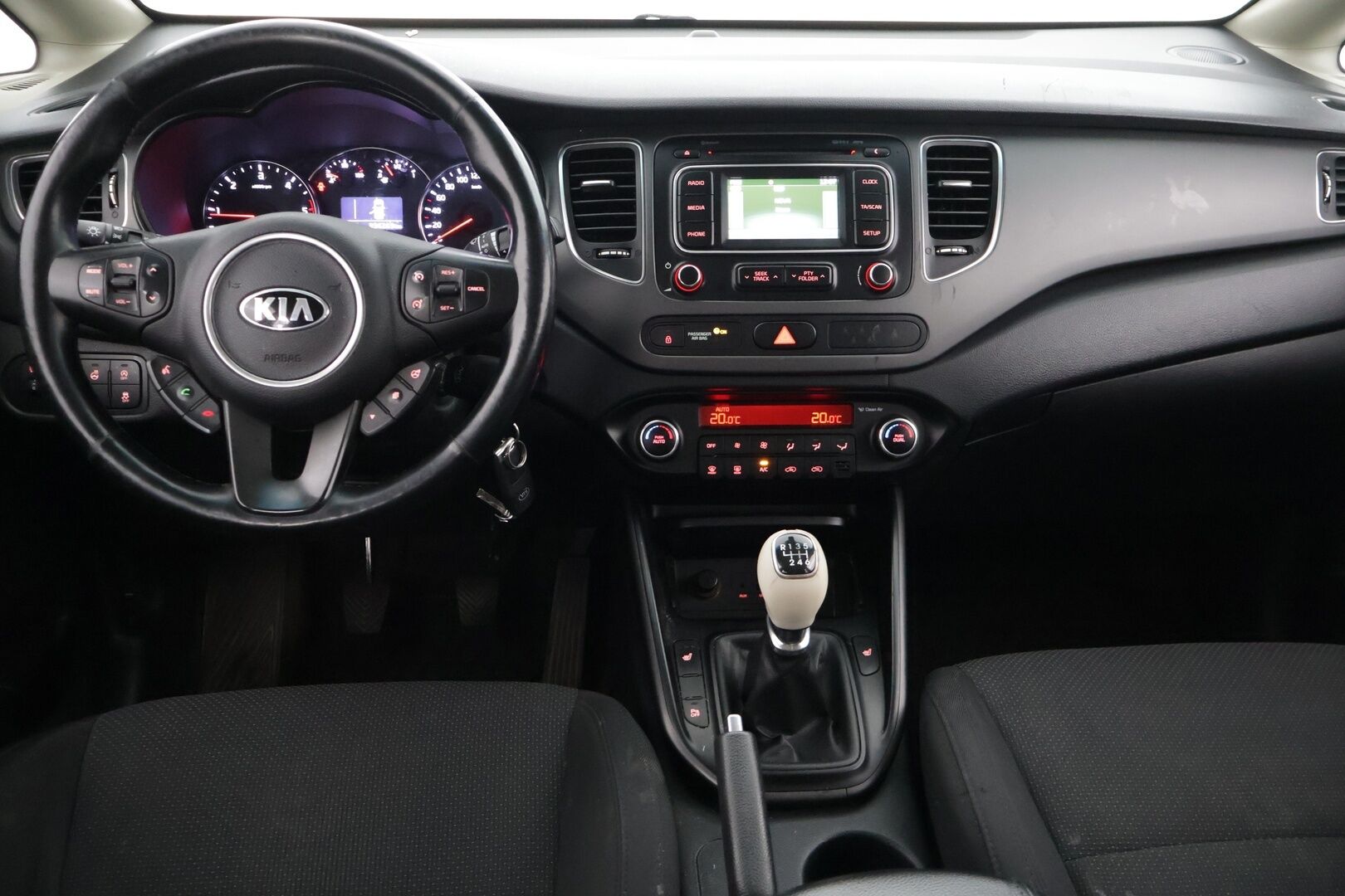 Kia Carens 2013 1,7 CRDi EX EcoDynamics 7P *MYYDÄÄN HUUTOKAUPAT.COM*