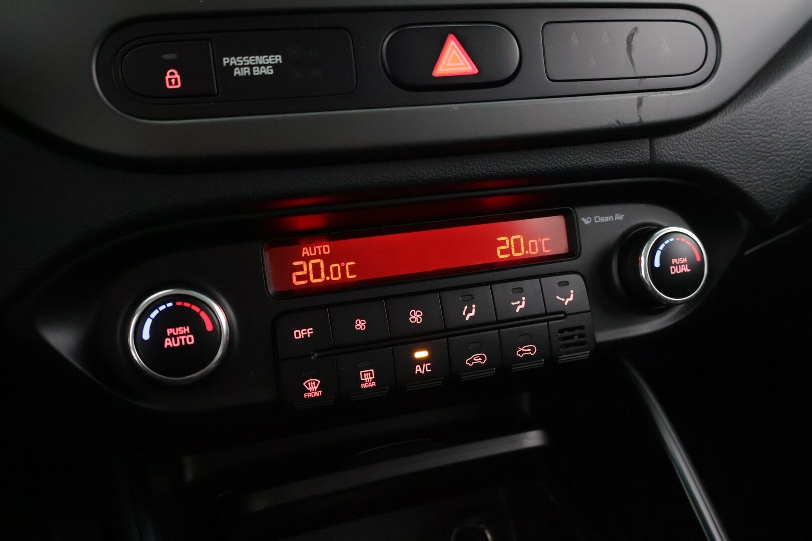 Kia Carens 2013 1,7 CRDi EX EcoDynamics 7P *MYYDÄÄN HUUTOKAUPAT.COM*