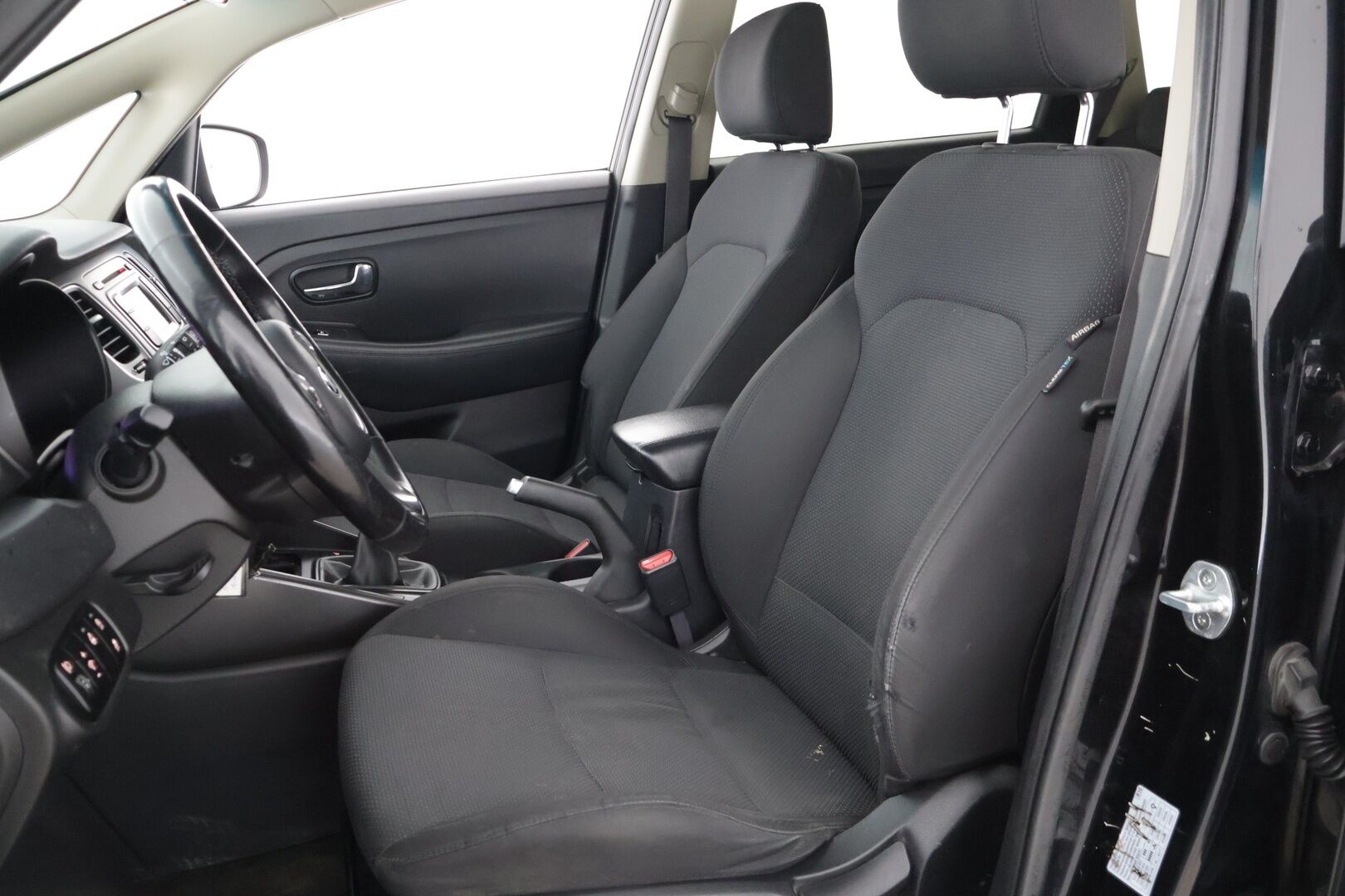 Kia Carens 2013 1,7 CRDi EX EcoDynamics 7P *MYYDÄÄN HUUTOKAUPAT.COM*