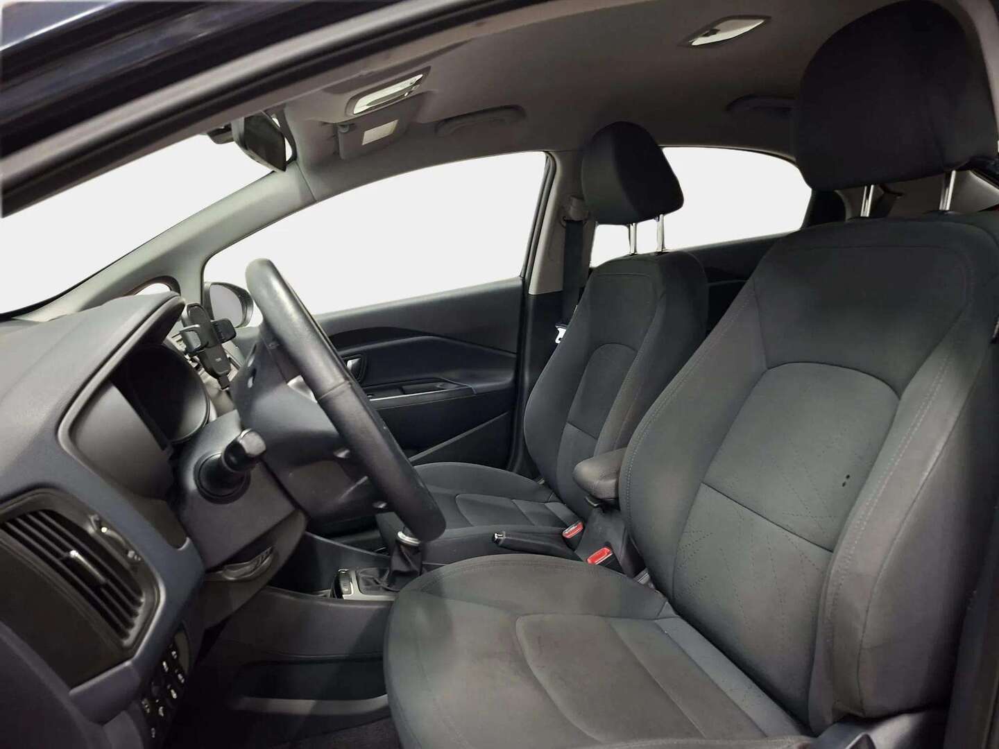 Kia Rio 1,4 EX 5D manuaali 2013, kuva 4/5