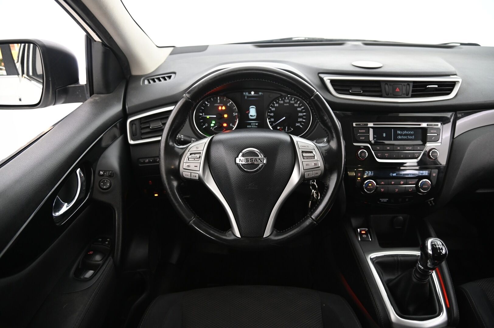 Nissan Qashqai 2014 dCi 130 Acenta 4WD 6M/T Safety Pack - **MYYDÄÄN HUUTOKAUPAT.COM**