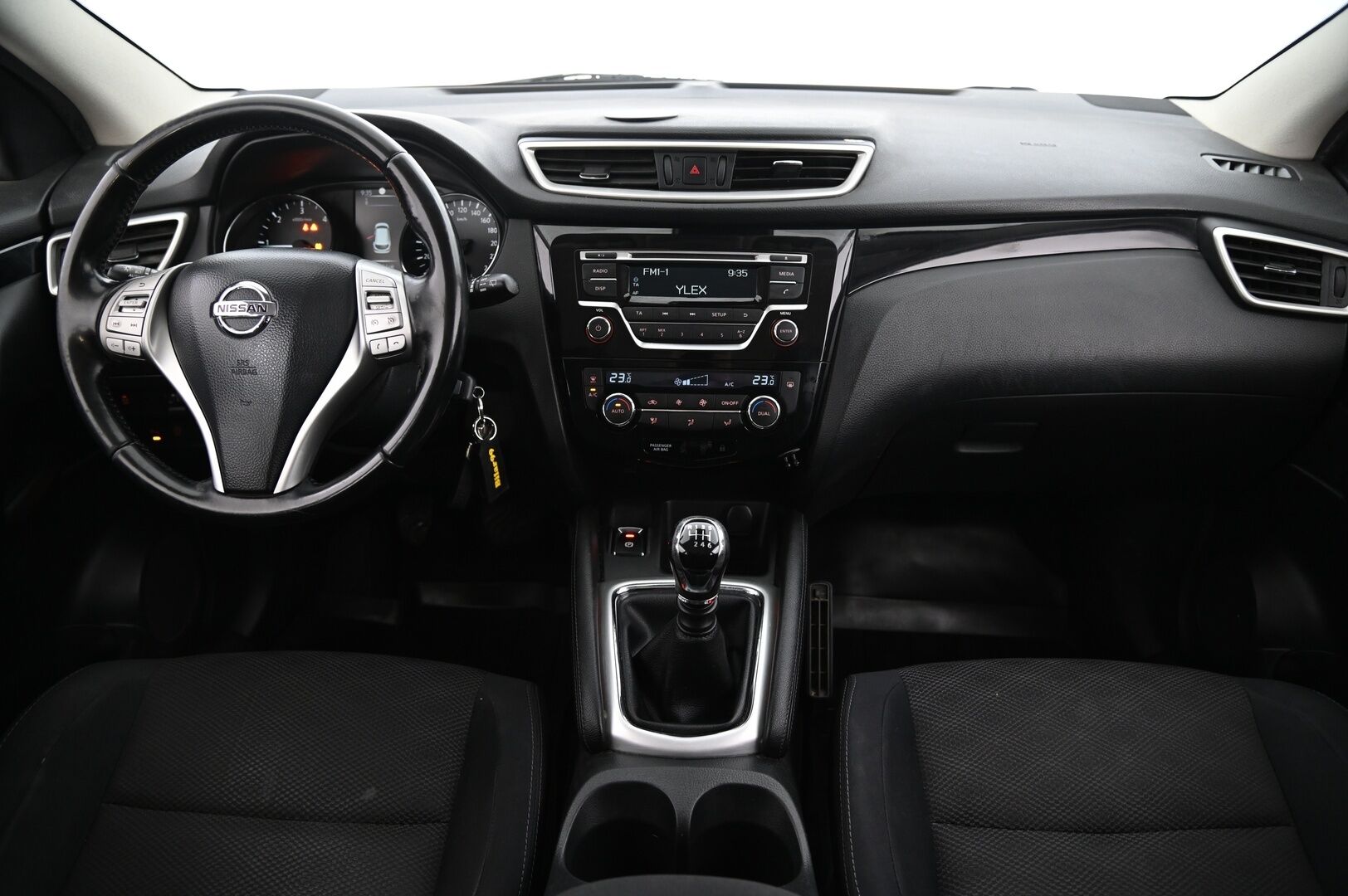 Nissan Qashqai 2014 dCi 130 Acenta 4WD 6M/T Safety Pack - **MYYDÄÄN HUUTOKAUPAT.COM**