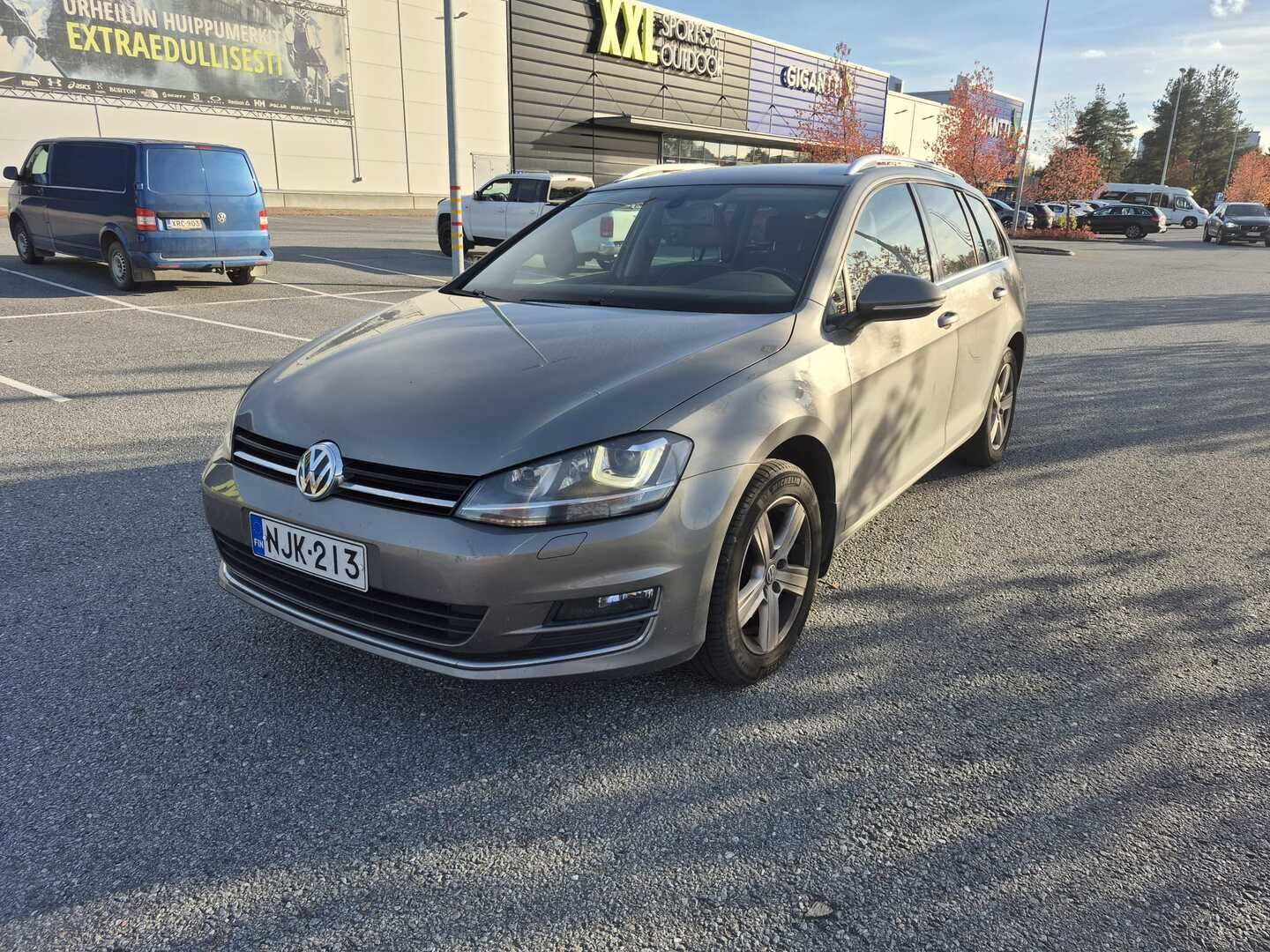 Volkswagen Golf 2014 Variant Highline 1,6 TDI 77 kW (105 hv) BlueMotion Technology DSG-automaatti - | Ei Adblue | Suomi-auto || Webasto | Vetokoukku | Vakkari | Tutkat | Juuri katsastettu | Tulossa toimipisteeseen! |