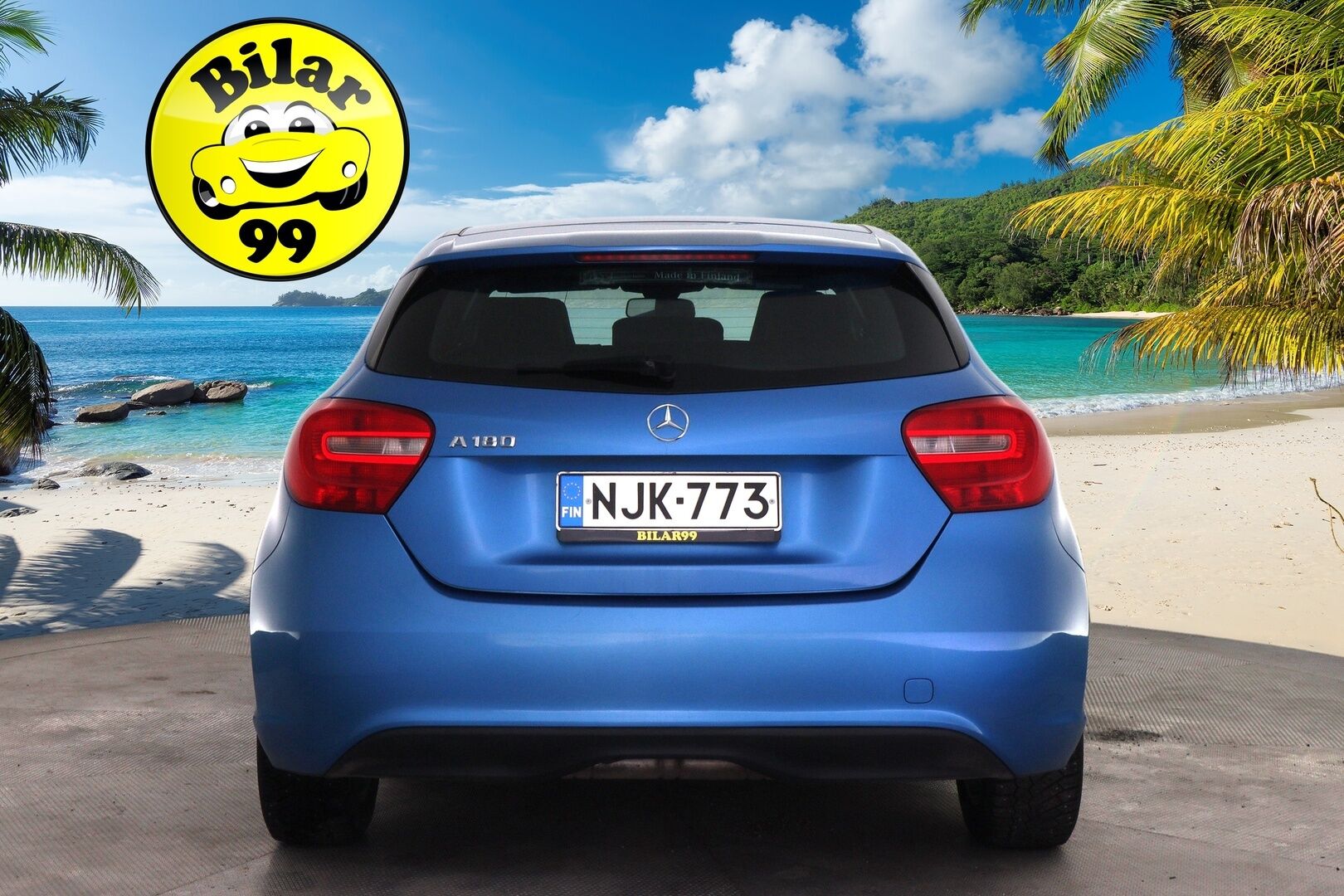 Mercedes-Benz A 2014 180 BE Suomi Edition - Puolinahat / Upea Metalliväri / Bluetooth / Lohkolämmitin