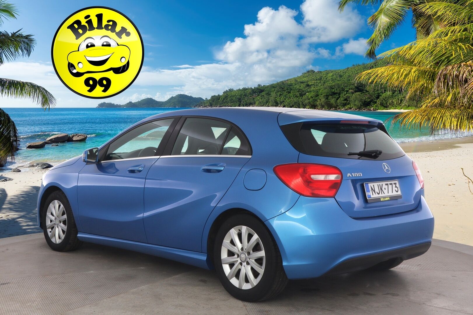 Mercedes-Benz A 2014 180 BE Suomi Edition - Puolinahat / Upea Metalliväri / Bluetooth / Lohkolämmitin