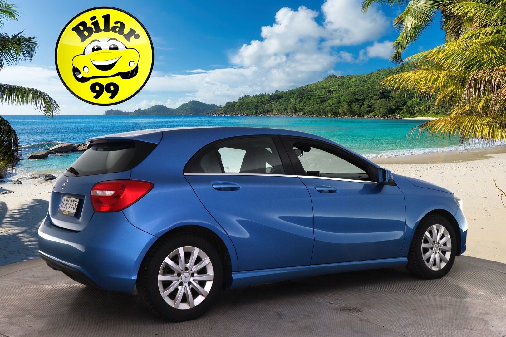 Mercedes-Benz A 2014 180 BE Suomi Edition - Puolinahat / Upea Metalliväri / Bluetooth / Lohkolämmitin