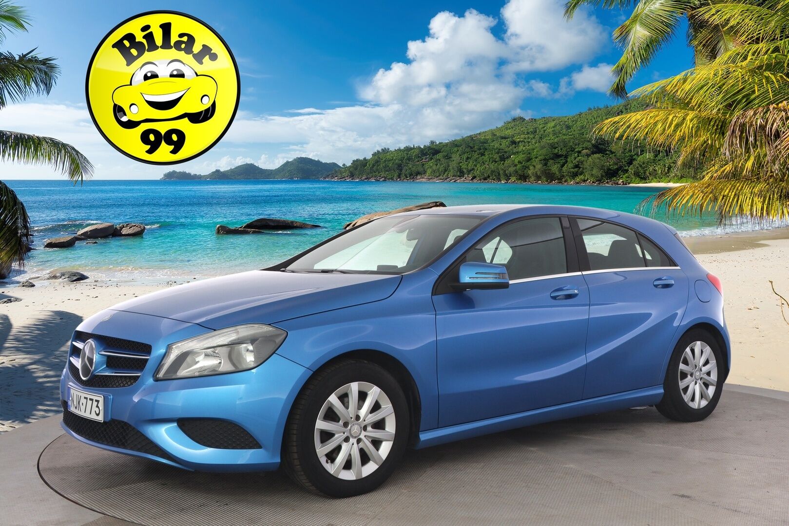Mercedes-Benz A 2014 180 BE Suomi Edition - Puolinahat / Upea Metalliväri / Bluetooth / Lohkolämmitin