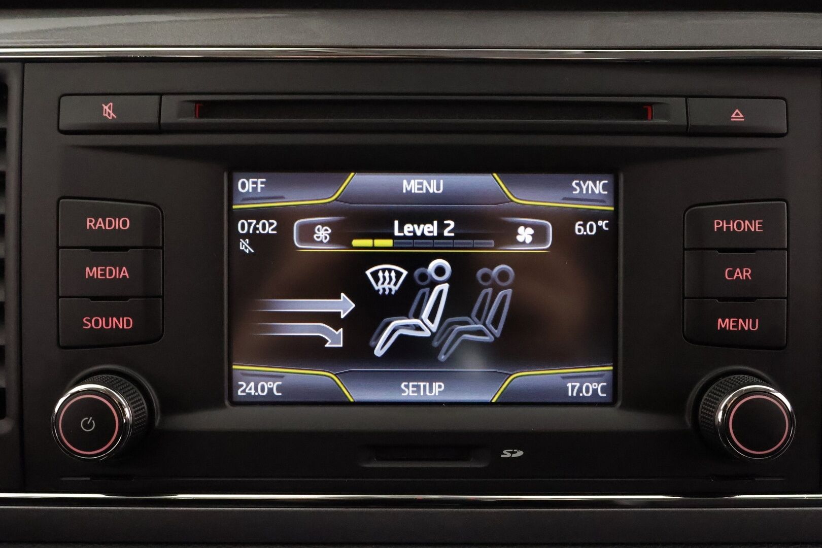 Seat Leon ST 2014 1,8 TSI 180 FR DSG * Suomi-auto / ACC / LED / Webasto / Koukku / Puolinahat * - Kahdet renkaat aluvanteilla - HULLU BLACKWEEK KORKOTARJOUS 2,49%