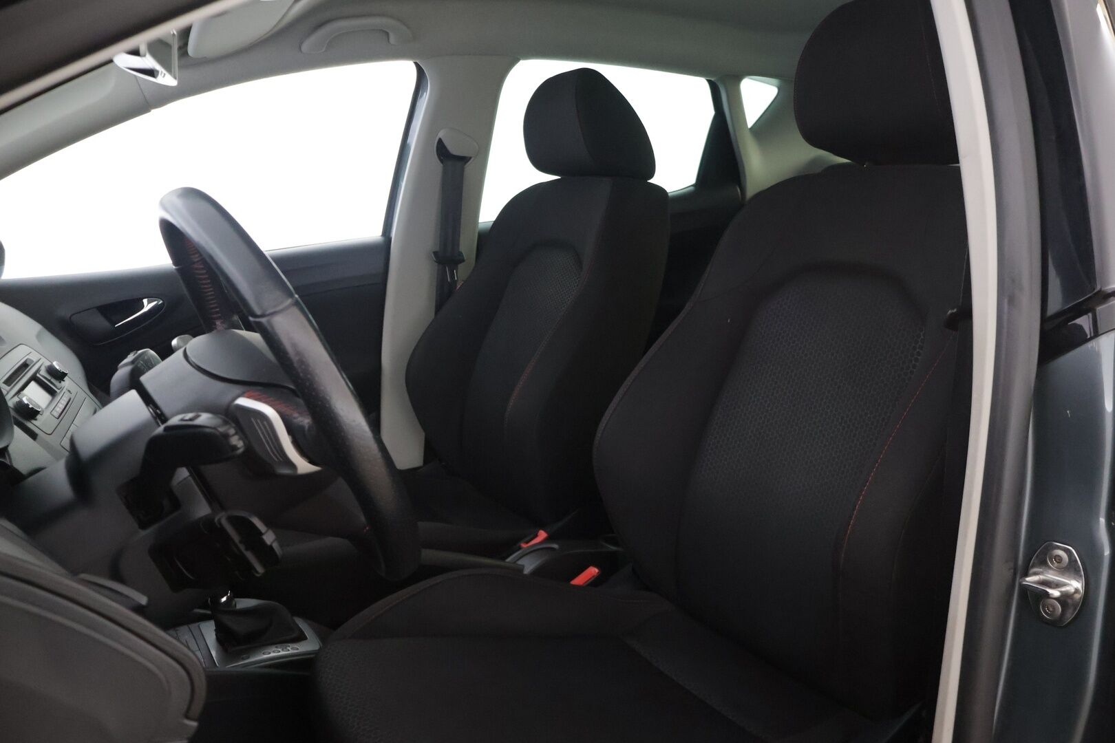 Seat Ibiza 2014 FR 1,4 TSI DSG - | Suomi-auto | Vakionopeudensäädin | P. Tutka | Lohkolämmitin | 2x Renkaat |