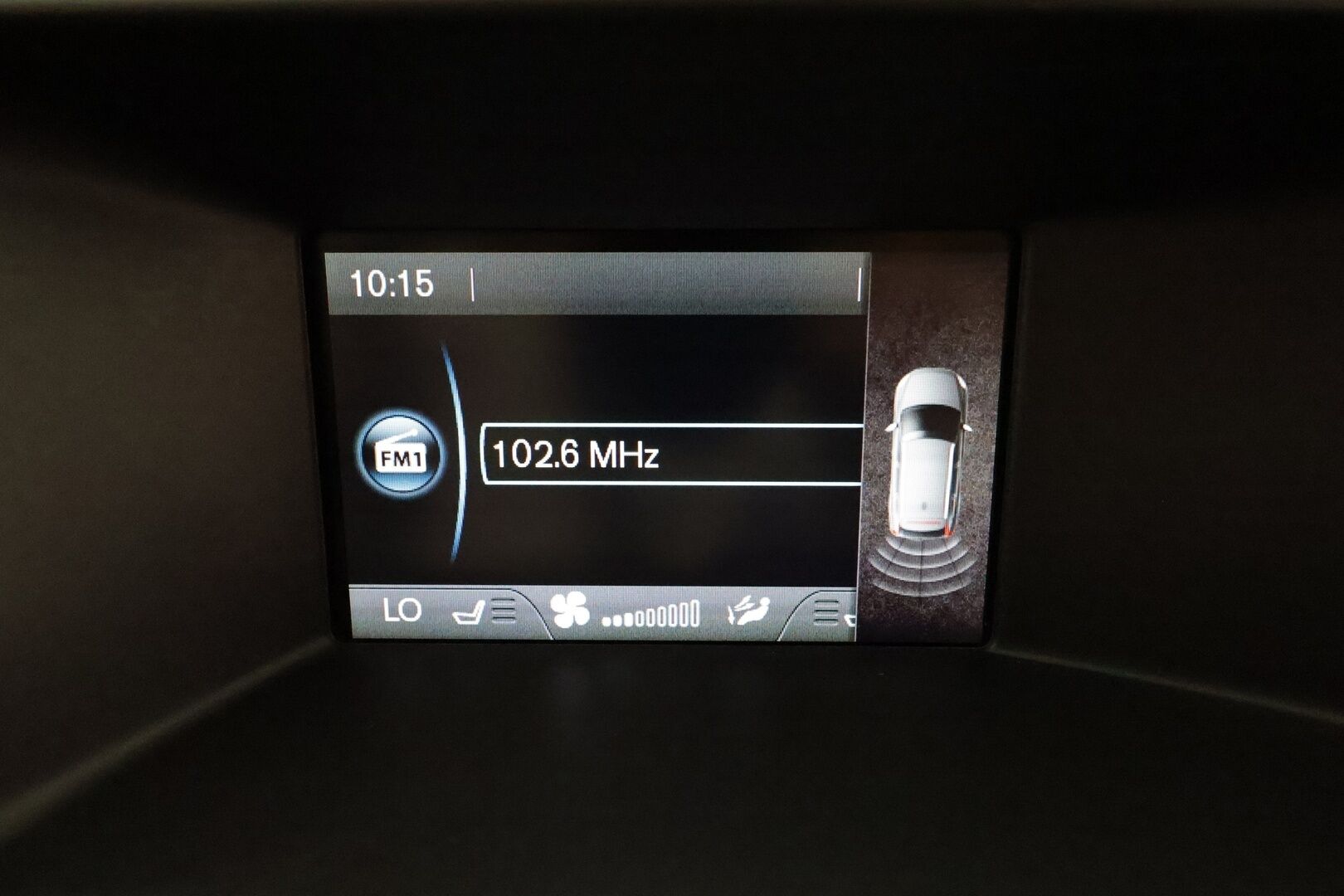Volvo XC60 2015 D4 Business Summum aut ** Webasto / Muistipenkki / P.Tutka / XENON-valot / Vakkari / AC/ KeylessGO ** - Suomi-auto / Merkkihuollettu / 2x Renkaat