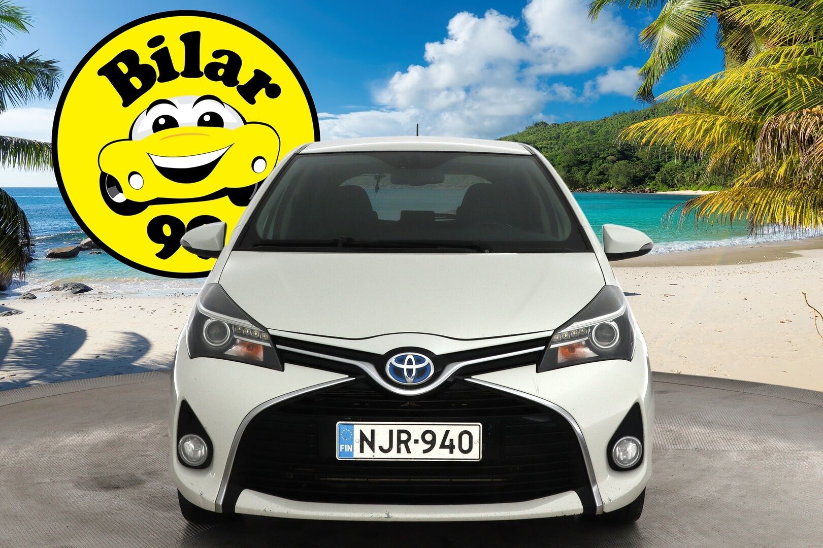 Toyota Yaris 2014 1,5 Hybrid Style *Suomi-auto / Vakkari / Kamera / Navigointi * - Kahdet renkaat / Hyvin huollettu / Myydään juuri katsastettuna