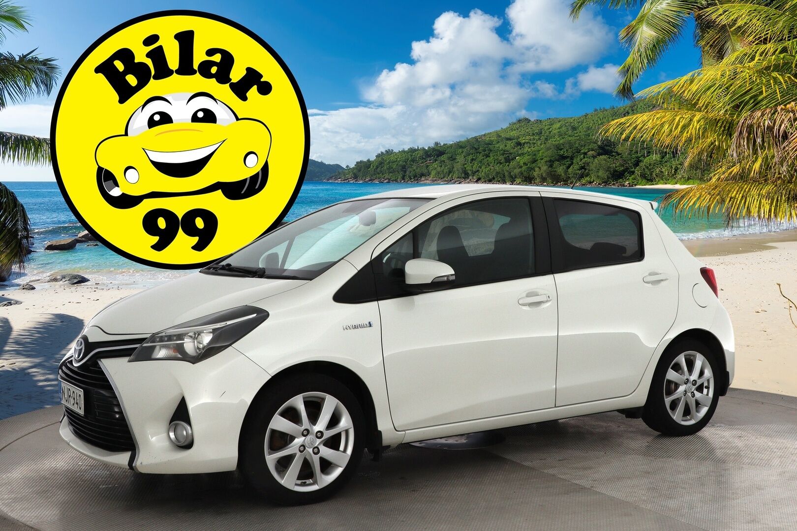 Toyota Yaris 2014 1,5 Hybrid Style *Suomi-auto / Vakkari / Kamera / Navigointi * - Kahdet renkaat / Hyvin huollettu / Myydään juuri katsastettuna