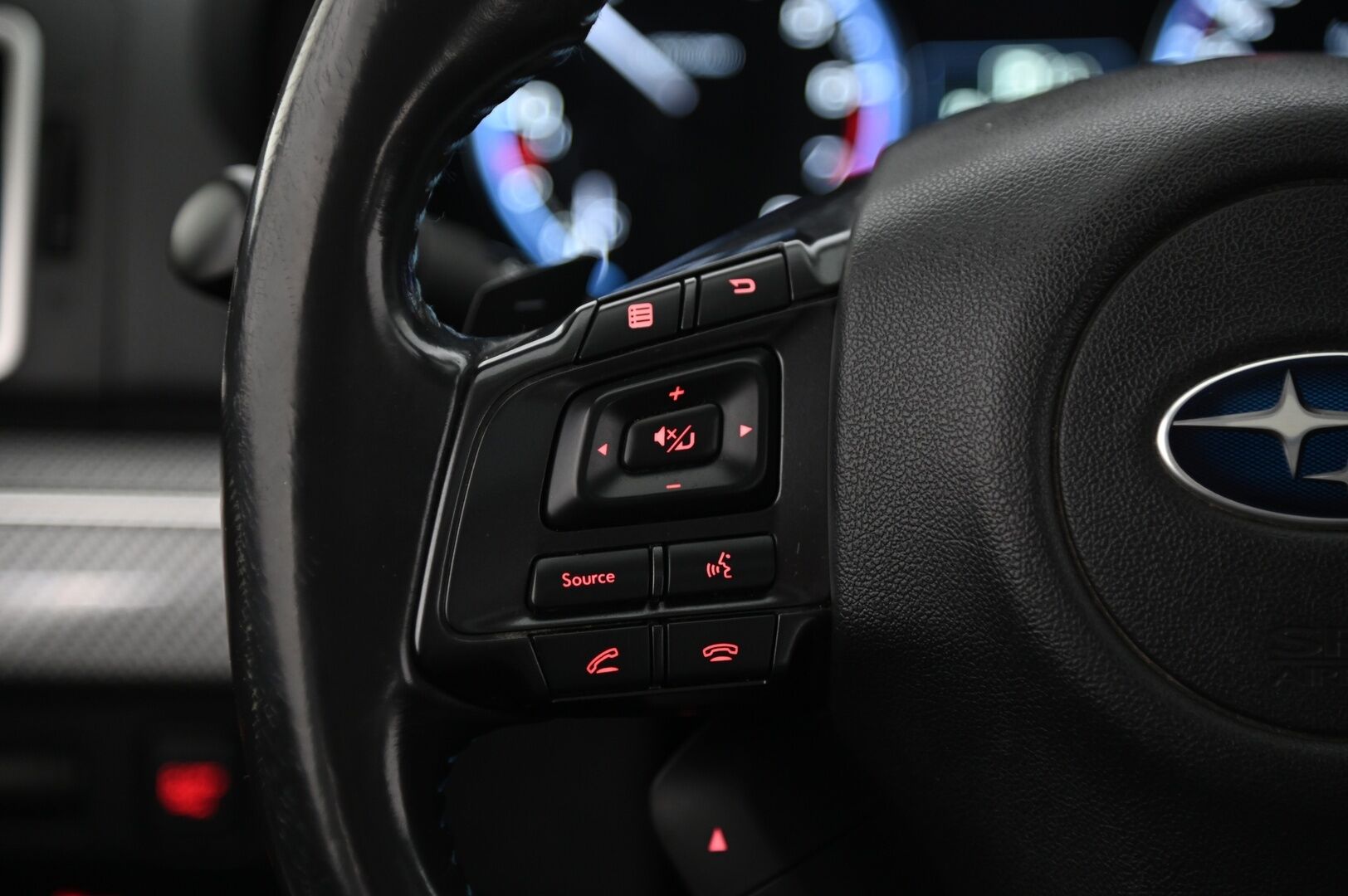 Subaru Levorg 2016 1,6i GT-S CVT *Navi / Sähkönahat / P.kamera / Webasto*