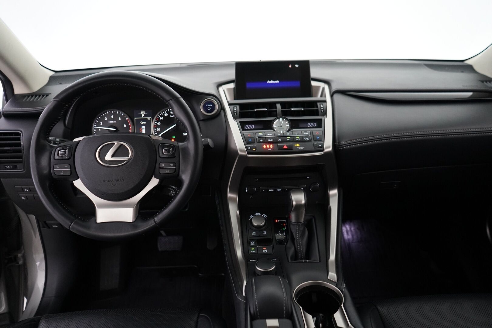 Lexus NX 2015 300h Hybrid A AWD Executive - ACC | Webasto | Vetokoukku | Nahkasisusta | Peruutuskamera | Suomi-auto | Huippuvarusteet 