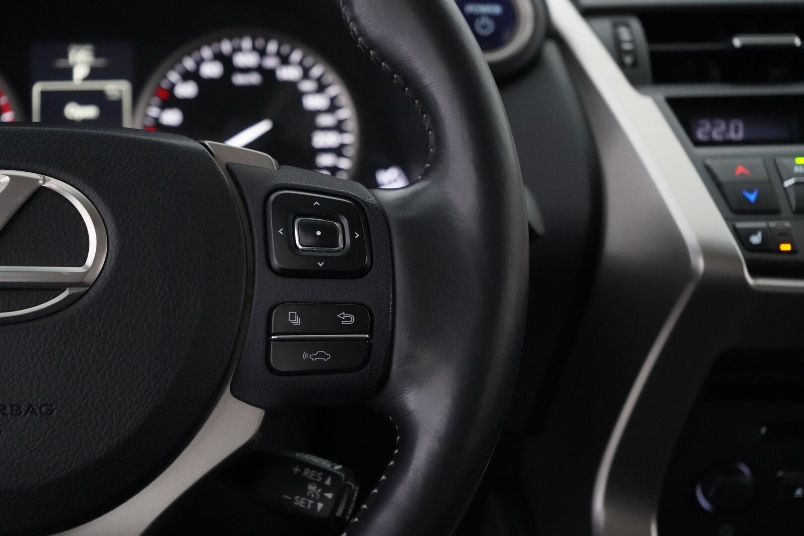 Lexus NX 2015 300h Hybrid A AWD Executive * ACC / Webasto / Vetokoukku / Nahkasisusta / Peruutuskamera * - KATSO MIHIN POIKKEUKSELLISEEN HINTAAN! / Suomi-auto / Huippuvarusteet / Webastollinen! - HULLUT AVAJAISHULINAT KORKOTARJOUS 3,29 %