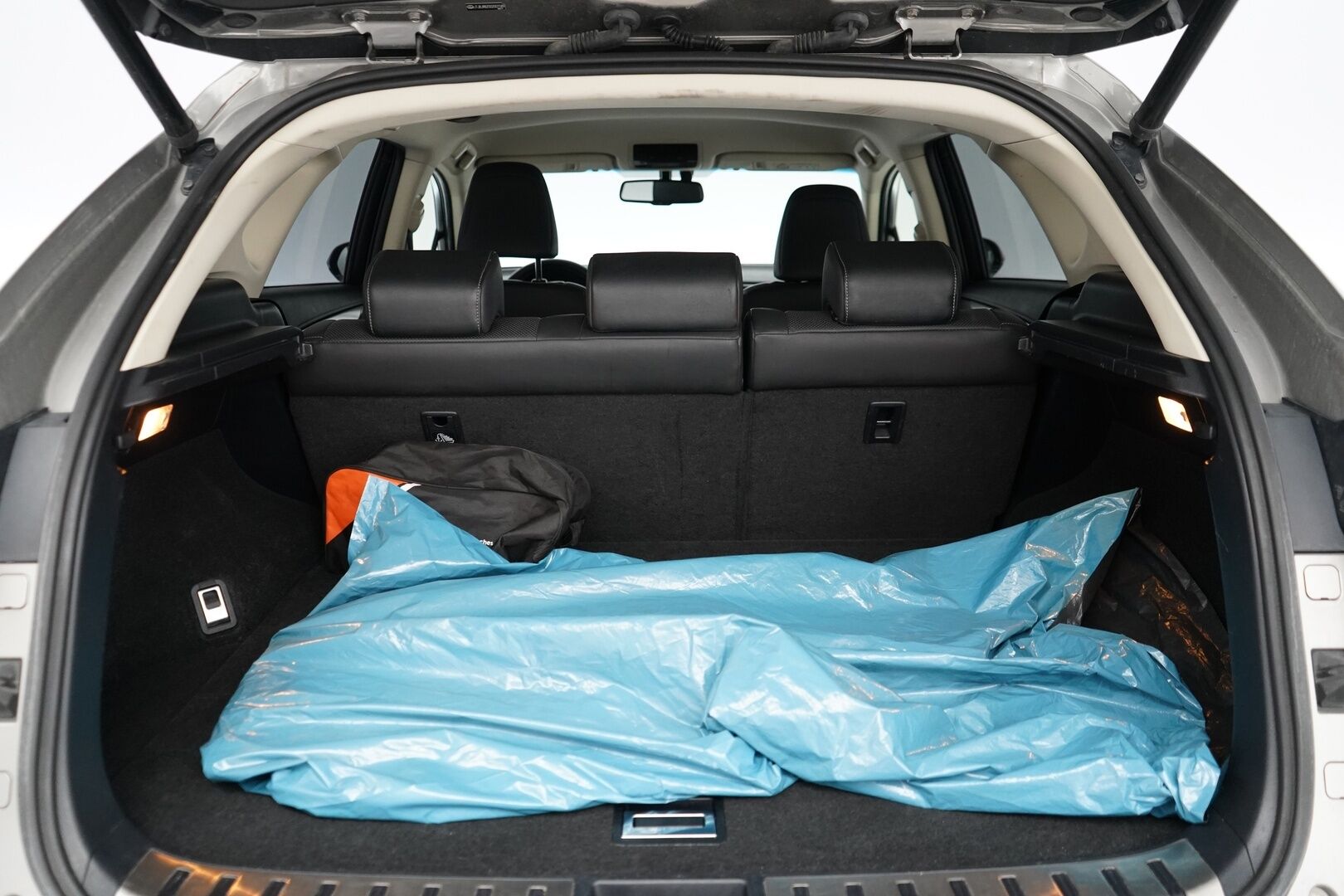 Lexus NX 2015 300h Hybrid A AWD Executive * ACC / Webasto / Vetokoukku / Nahkasisusta / Peruutuskamera * - KATSO MIHIN POIKKEUKSELLISEEN HINTAAN! / Suomi-auto / Huippuvarusteet / Webastollinen! - HULLUT AVAJAISHULINAT KORKOTARJOUS 3,29 %