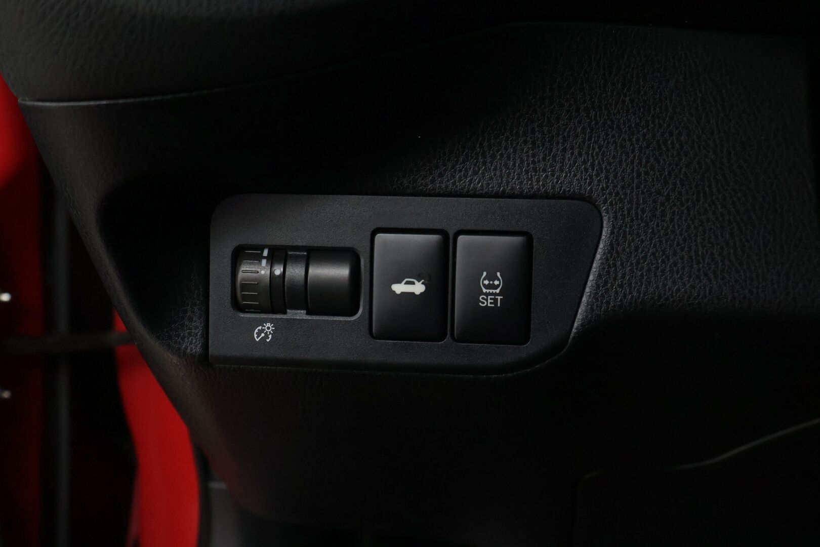 Subaru BRZ 2015 BRZ 6AT * KeylessGo / Nahka-alcantara penkit / BC-Racing / Navi / Xenon / Mustakatto / Suomi-auto / Putkisto muokattu * - * Hieno katseiden kääntäjä / Kuntotarkastettu / BC-Racing säädettävä alusta / Putkistoa muokattu / Siistikuntoinen / Pienet kilsat / Särmät huollot * - HULLUT AVAJAISHULINAT KORKOTARJOUS 3,29 %