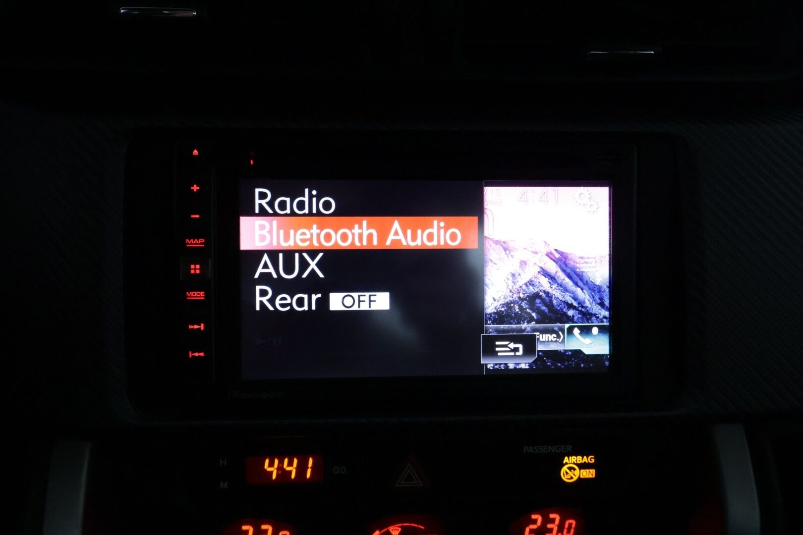 Subaru BRZ 2015 BRZ 6AT * KeylessGo / Nahka-alcantara penkit / BC-Racing / Navi / Xenon / Mustakatto / Suomi-auto / Putkisto muokattu * - * Hieno katseiden kääntäjä / Kuntotarkastettu / BC-Racing säädettävä alusta / Putkistoa muokattu / Siistikuntoinen / Pienet kilsat / Särmät huollot * - HULLUT AVAJAISHULINAT KORKOTARJOUS 3,29 %