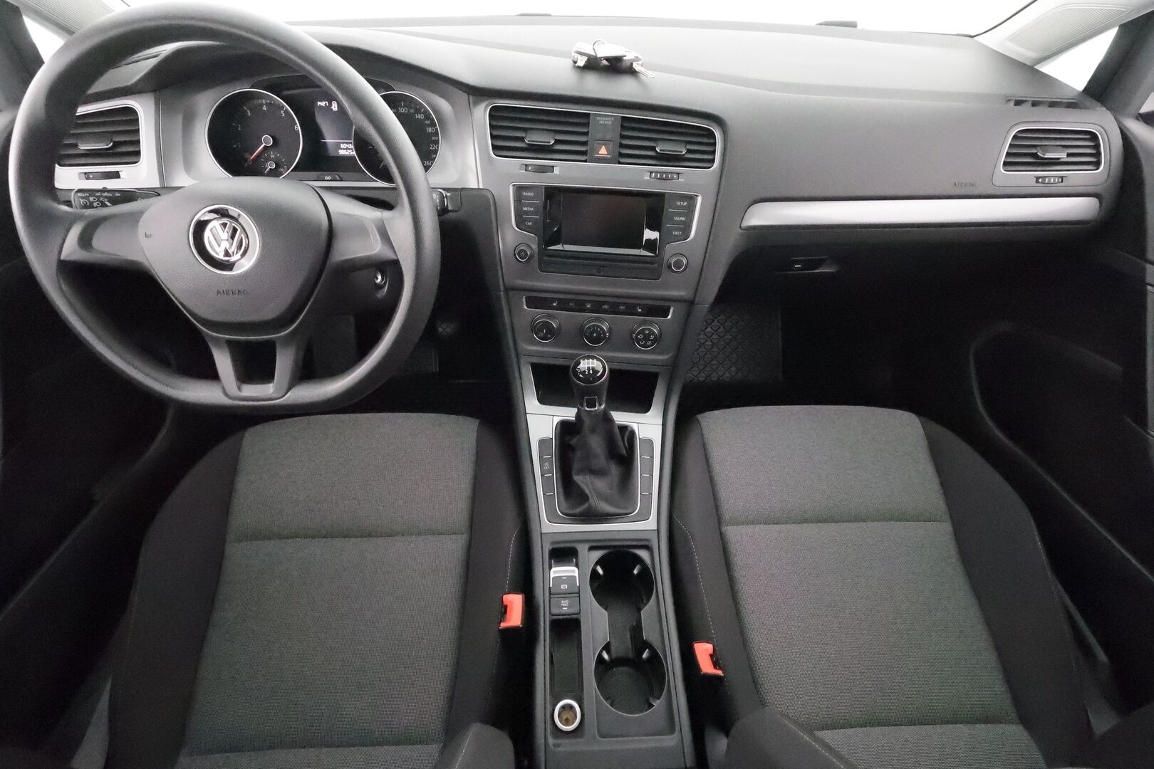 Volkswagen Golf 2015 Variant Trendline BlueMotion Tech **Suomi-auto / Lohkolämmitin / Vakkari / Start-Stop / Aut. Ilmastointi / 2x Renkaat**