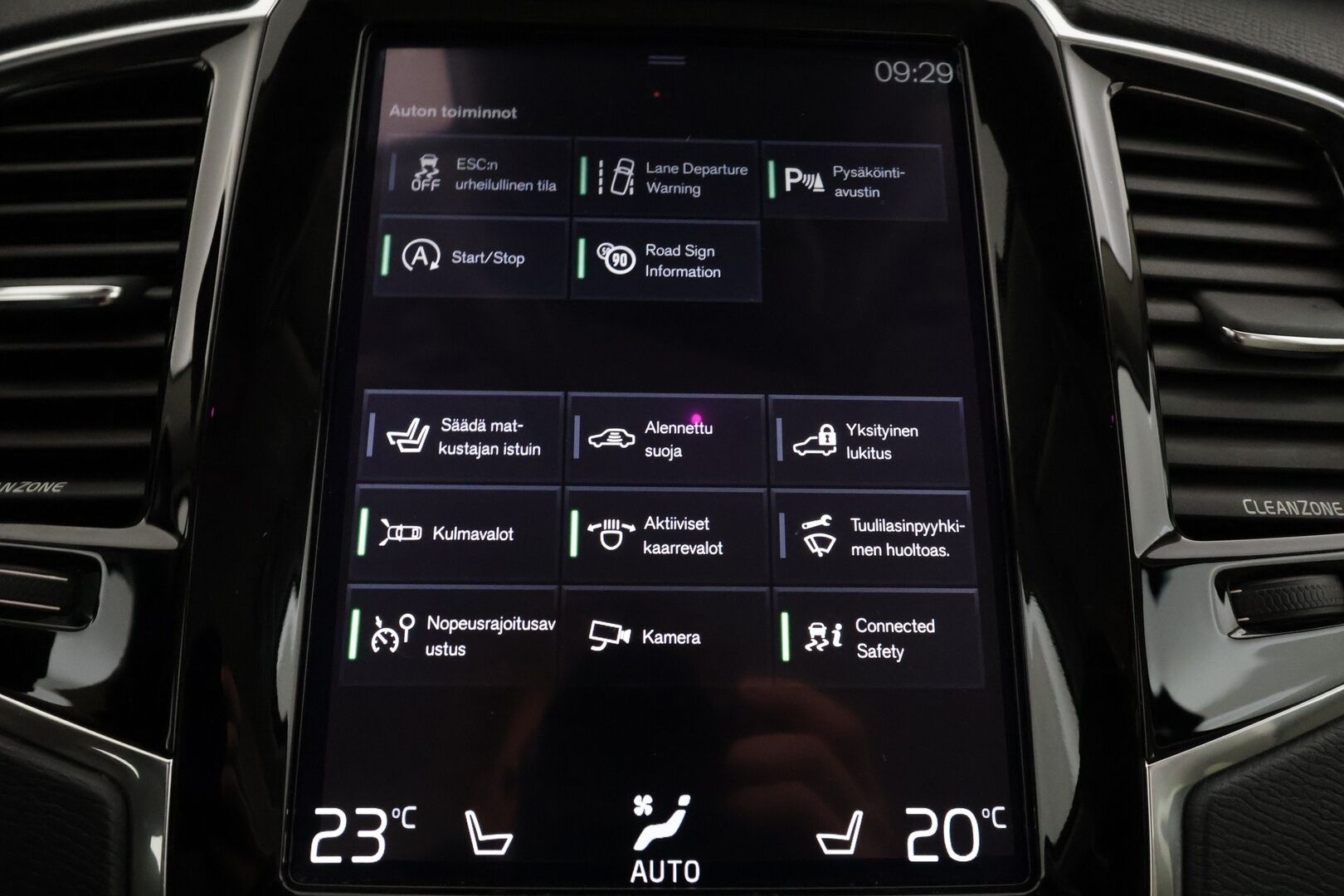 Volvo XC90 2016 D5 AWD Inscription aut - | Webasto | Koukku | Ilma-alusta | Sporttinahat Muistilla | Full-LED | P.Kamera | HP Audio | Kaistavahti | Navi | Keyless | Vakkari | Suomi-auto | Kahdet renkaat | Merkkihuollot |