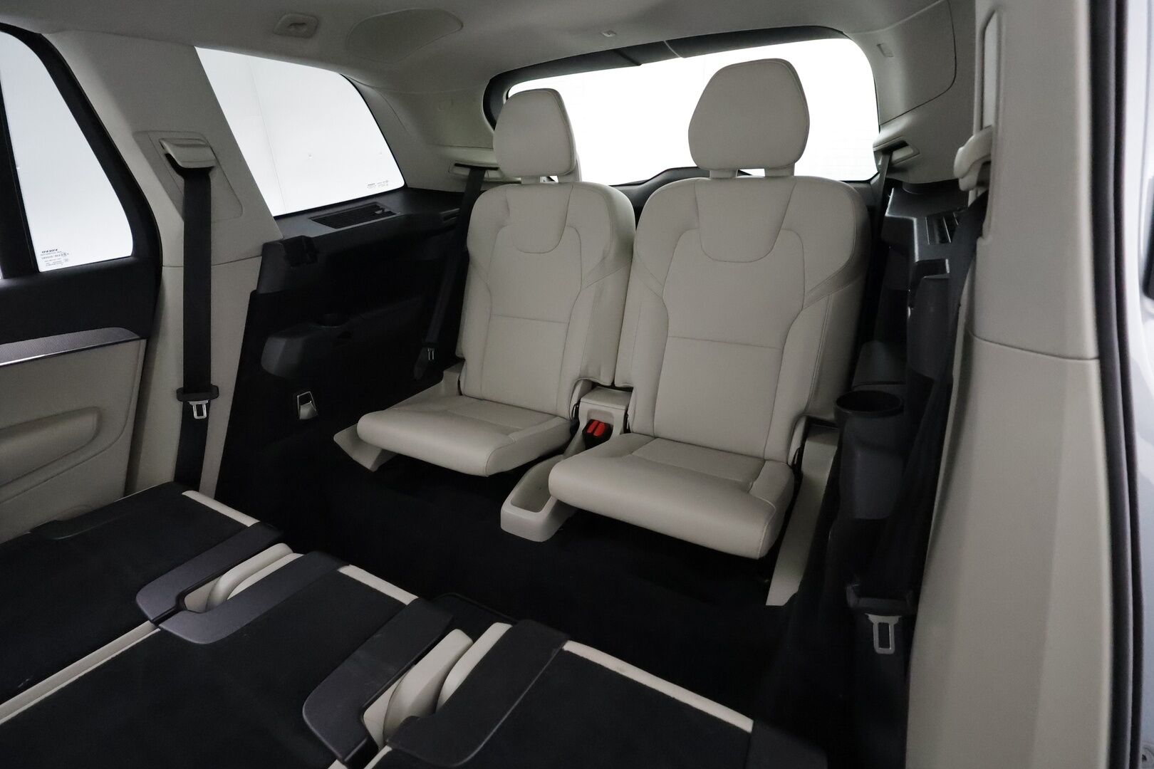 Volvo XC90 2016 D5 AWD Inscription aut - | Webasto | Koukku | Ilma-alusta | Sporttinahat Muistilla | Full-LED | P.Kamera | HP Audio | Kaistavahti | Navi | Keyless | Vakkari | Suomi-auto | Kahdet renkaat | Merkkihuollot |