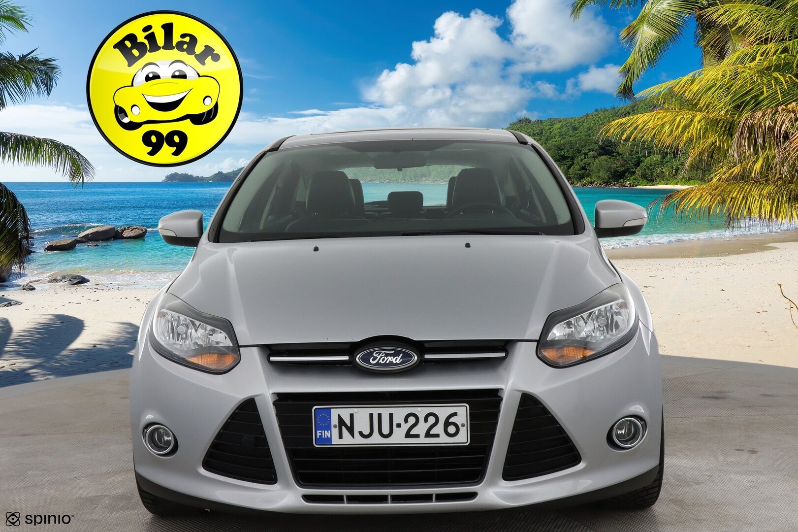 Ford Focus 2014 *Harvinainen 2.0l / Nahat / Navi / Kattoikkuna / Bluetooth / Lohko / P. kamera*