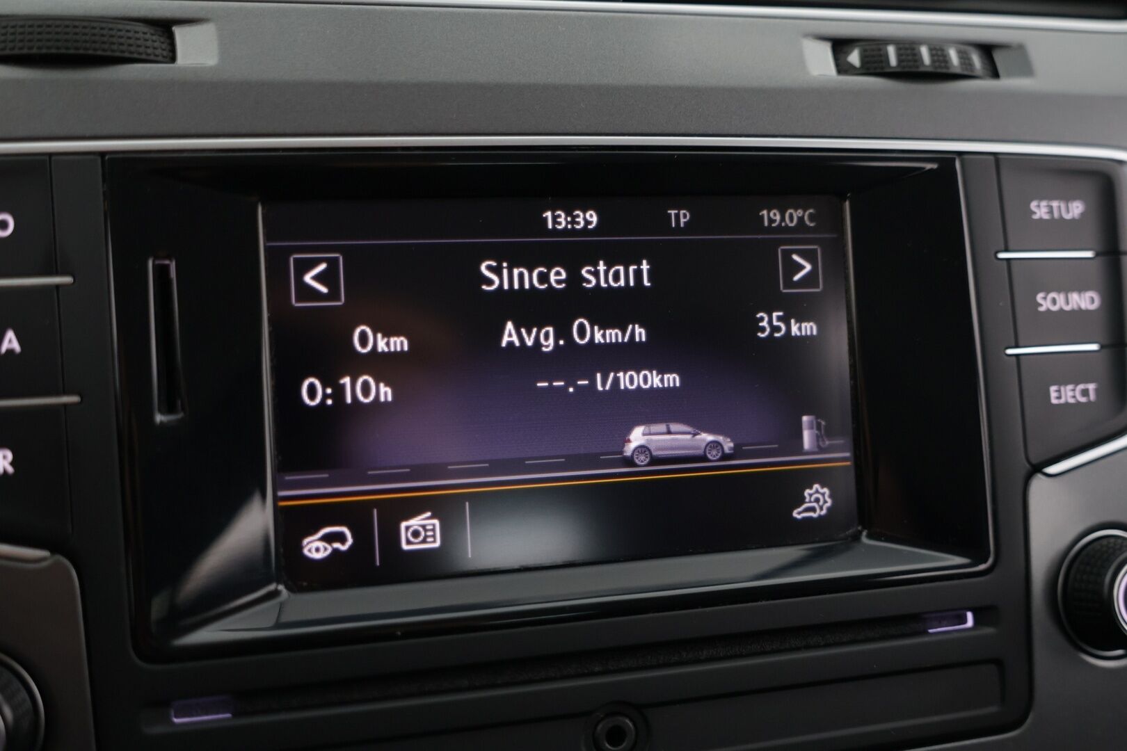 Volkswagen Golf 2015 Trendline 1,2 TSI 63 kW (85 hv) BlueMotion Technology 4-ovinen  *Webasto / Vakkari / Kahdet Avaimet* - Vähän ajettu / Huippu käyttöauto / Kattavat varusteet