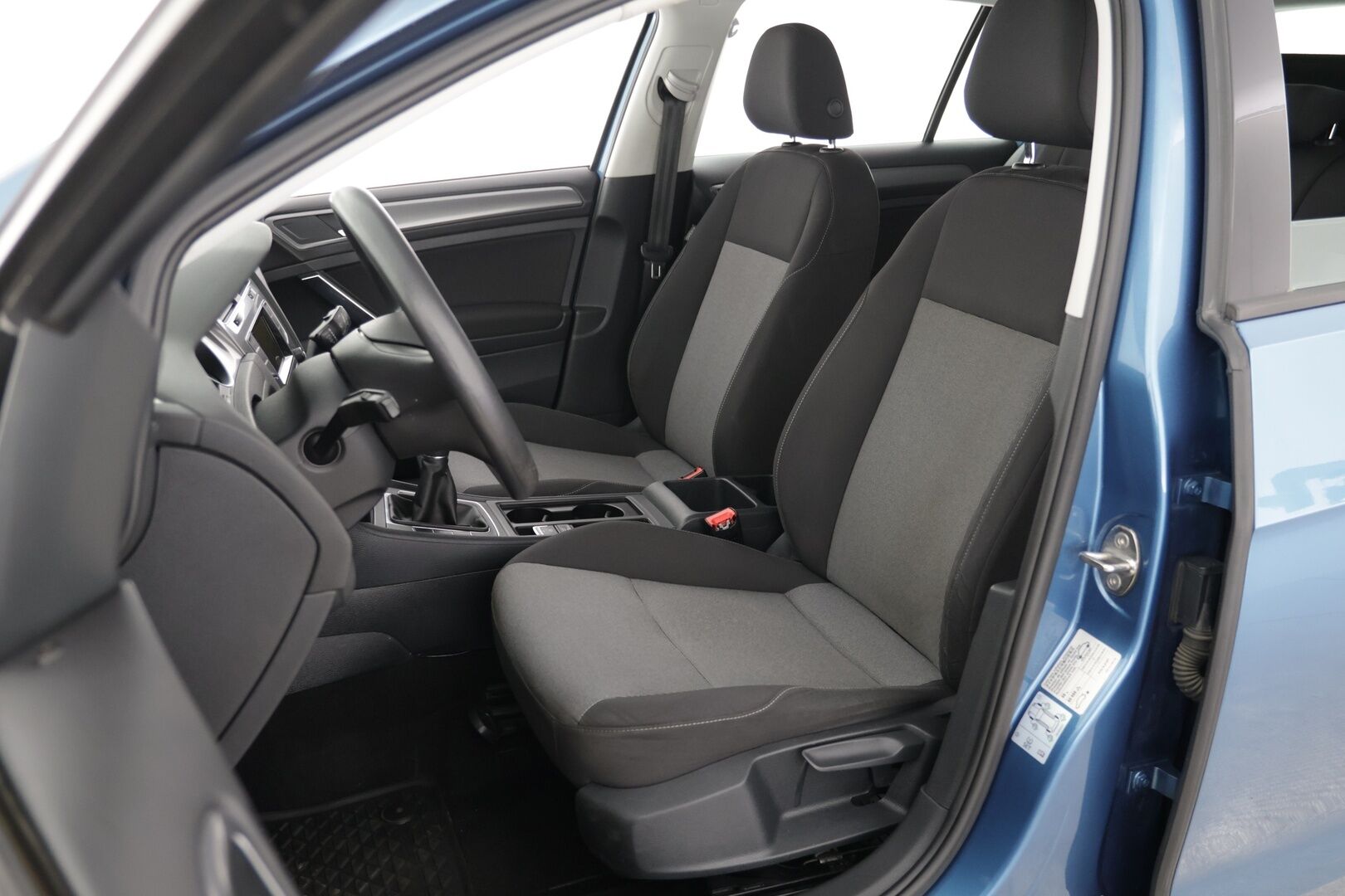 Volkswagen Golf 2015 Trendline 1,2 TSI 63 kW (85 hv) BlueMotion Technology 4-ovinen  *Webasto / Vakkari / Kahdet Avaimet* - Vähän ajettu / Huippu käyttöauto / Kattavat varusteet