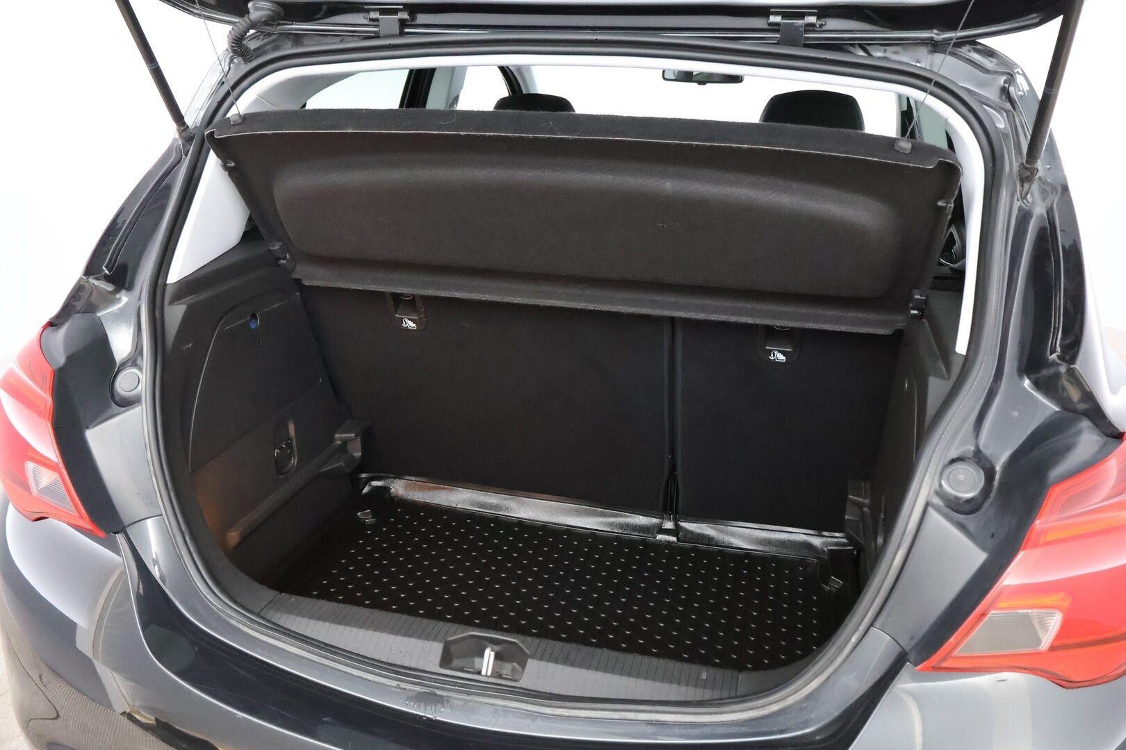 Opel Corsa 2015 5-ov Cosmo 1,4 ecoFLEX Start/Stop 66kW MT5 - Suomiauto | Puolinahat | Lämm.tuulilasi | Lohkolämmitin | Ratinlämmitin | Vakkari | P-tutkat | Juuri saapunut 