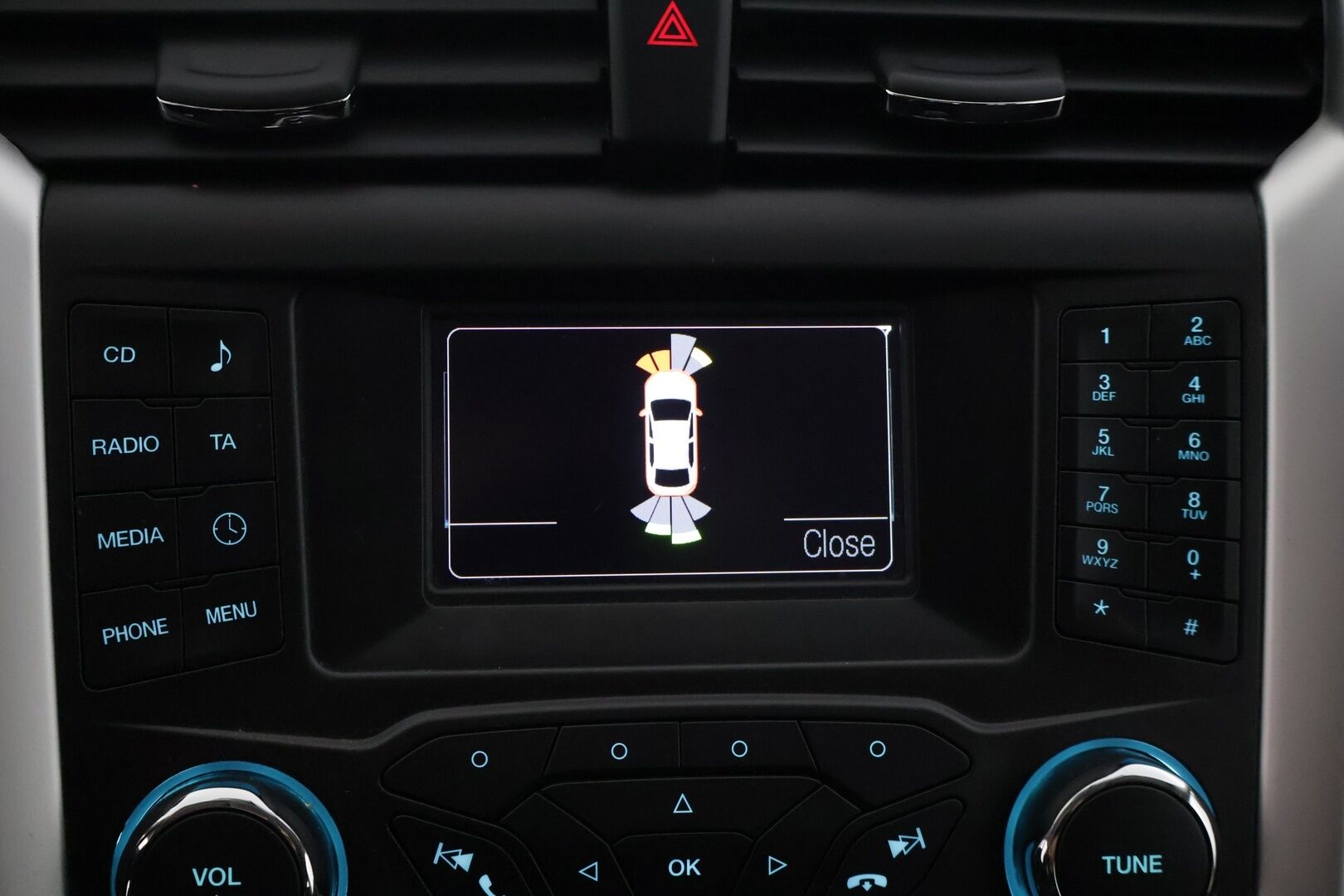 Ford Mondeo 2015 1,5 EcoBoost 160hv M6 Trend Style 5D * Lohkolämmitin / P. Tutkat / Lämmitettävä tuulilasi / Vakionopeudensäädin / Bluetooth * - 2 om. Suomi-auto / Jakohihna vaihdettu / Hyvin huollettu & hyvät renkaat - HULLUT AVAJAISHULINAT KORKOTARJOUS 3,29 %