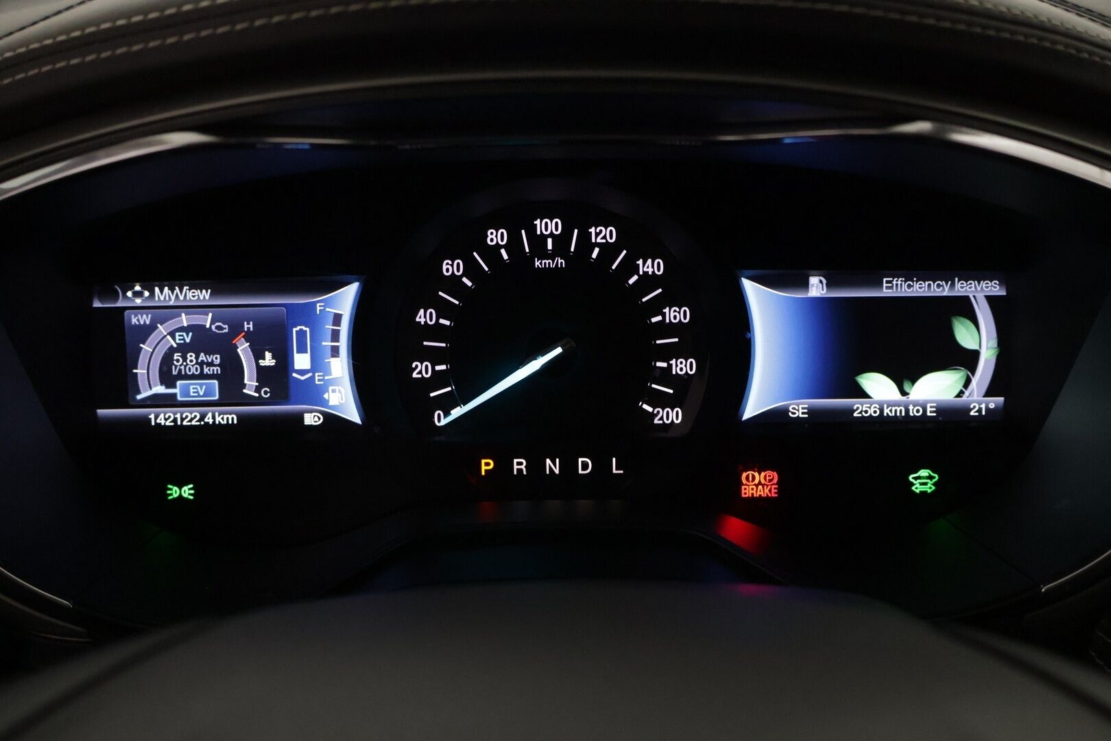 Ford Mondeo Vignale 2016 2,0 187hv Hybrid eCVT HEV - Kamera | Upeat nahat | Kuskin penkki muistilla | Sony premium audio | Navi | Lämpölasi