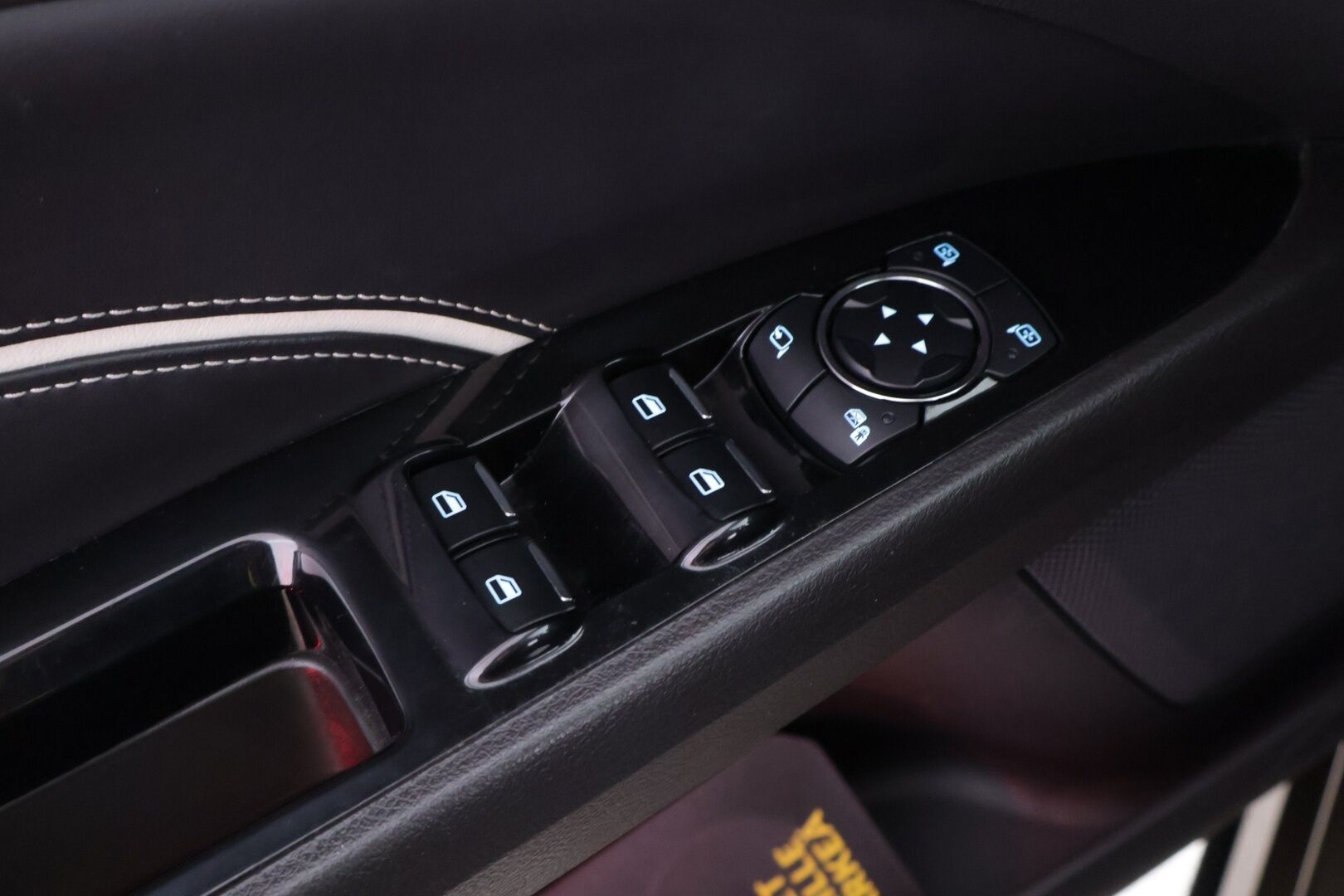Ford Mondeo Vignale 2016 2,0 187hv Hybrid eCVT HEV - Kamera | Upeat nahat | Kuskin penkki muistilla | Sony premium audio | Navigointi | lämm. tuulilasi