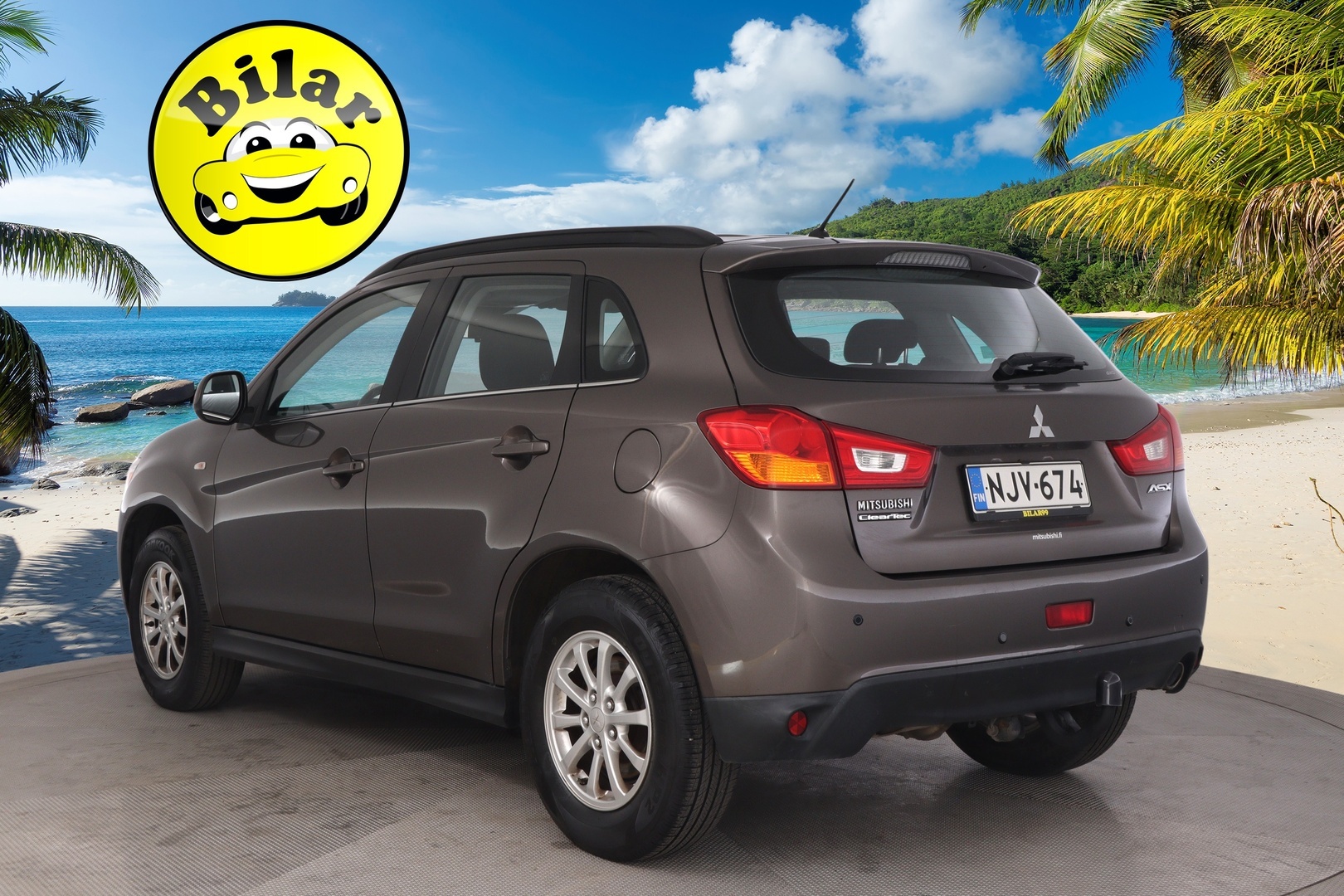 Mitsubishi ASX 2015 1,6 Di-D AS&G Invite 4WD 6MT - | Vetokoukku | Lohko | P.tutka | 1-Om. Suomiauto | 2x renkaat alumiinivanteilla |