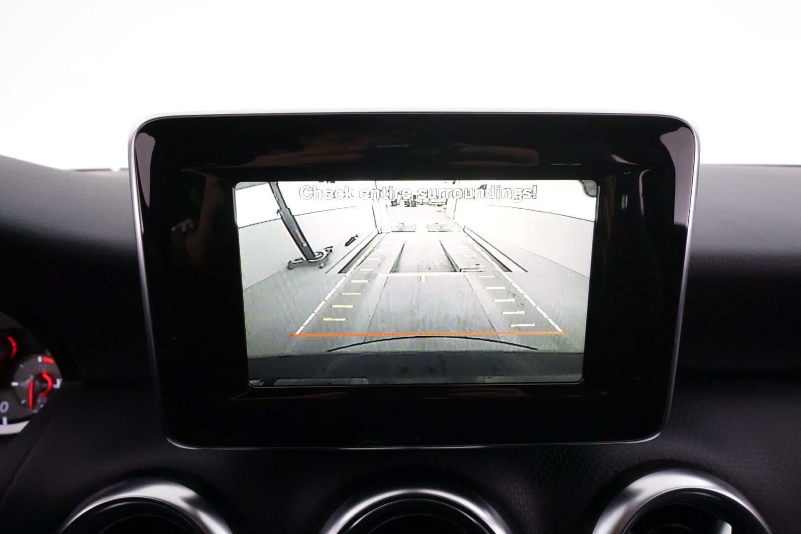 Mercedes-Benz A 2015 180 BE A Summer Edition * Vakkari / Koukku / Xenon / Puolinahat / P.Kamera * * - Suomi.auto / Kahdet renkaat - HULLUT JOULUT KORKOTARJOUS 2,49% 