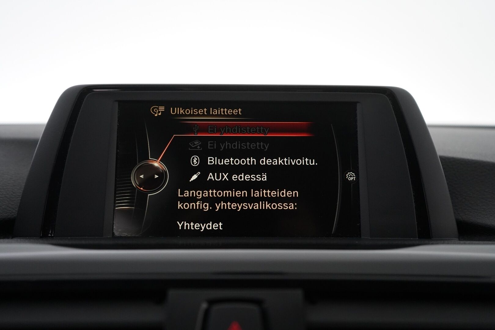 BMW 320 2015 F30 Sedan 320i TwinPower Turbo A xSport Edition * ACC / HiFit / Tutkat / Sporttipenkit * - KATSO KAMPANJAHINTA! / Suomi-auto / Juuri tehty iso huolto! / Katsastettu 8/25 - HULLUT JOULUT KORKOTARJOUS 2,49% 