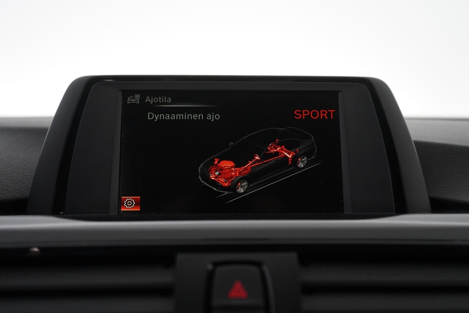 BMW 320 2015 F30 Sedan 320i TwinPower Turbo A xSport Edition * ACC / HiFit / Tutkat / Sporttipenkit * - KATSO KAMPANJAHINTA! / Suomi-auto / Juuri tehty iso huolto! / Katsastettu 8/25 - HULLUT JOULUT KORKOTARJOUS 2,49% 