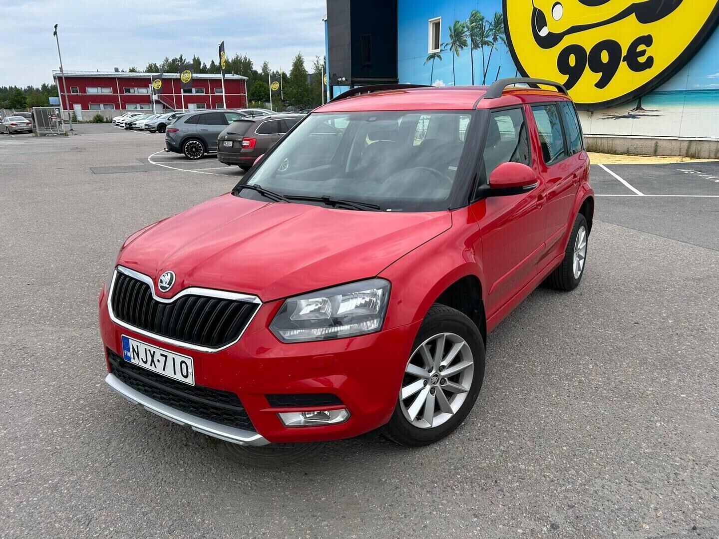 Skoda Yeti 2015 1,2 TSI Ambition - 1OM Suomiauto / Facelift / Navi / Peruutuskamera / Vetokoukku / Lohko & Sisäpistoke / Vakkari / Hyvät varusteet!