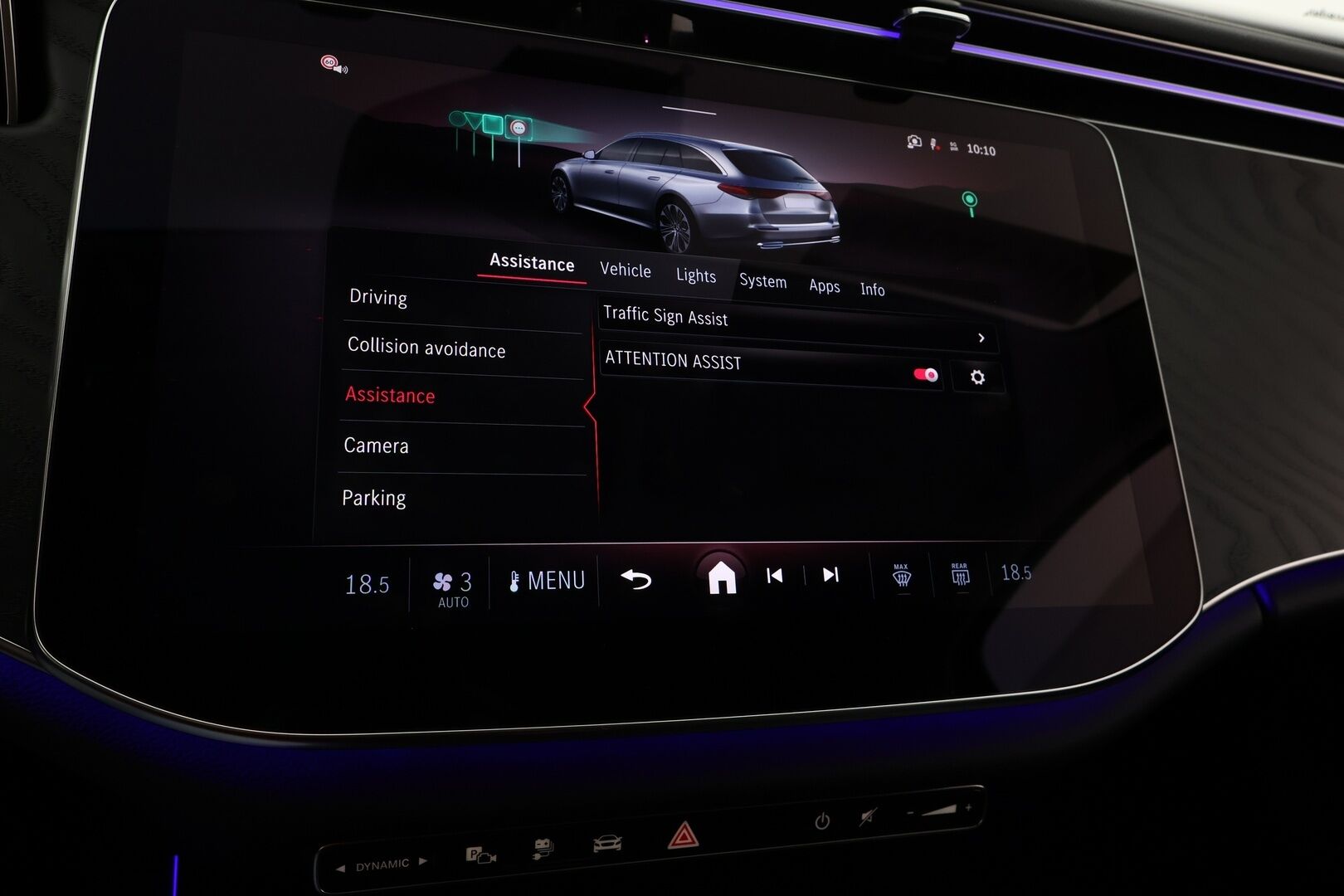 MERCEDES-BENZ E 2024 300 e T A Avantgarde - 2,99 % KORKOTARJOUS TÄHÄN AUTOON - Isolla akulla WLTP kantama jopa 103km! / Adapt. Vakkari / Koukku / P-kamera / LED High Perf. / KeylessGo / Lane Assist / 