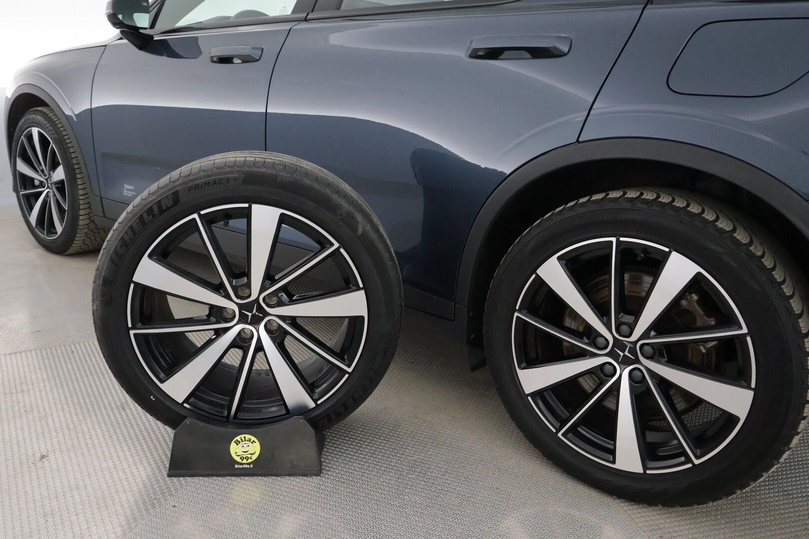 POLESTAR 2 2022 Long Range Dual Motor 78kWh - Merkkihuollettu / P.kamera / Vakkari / Apple&Android / Keyless / Navi 