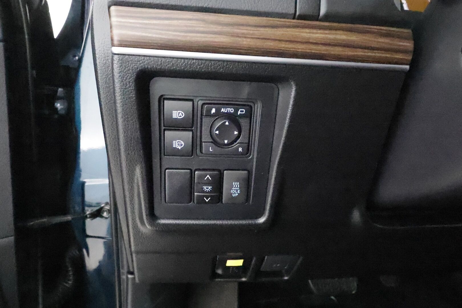 TOYOTA LAND CRUISER 2018 2.8 D-4D 4WD AUT PREMIUM *Webasto / 360 Kamera / ACC / Muistipenkki / Ilma-alusta / Keyless / Koukku / JBL / Nahat* - 2,99 % KORKOTARJOUS TÄHÄN AUTOON - Facelift / 2x Renkaat / Ökymaasturi