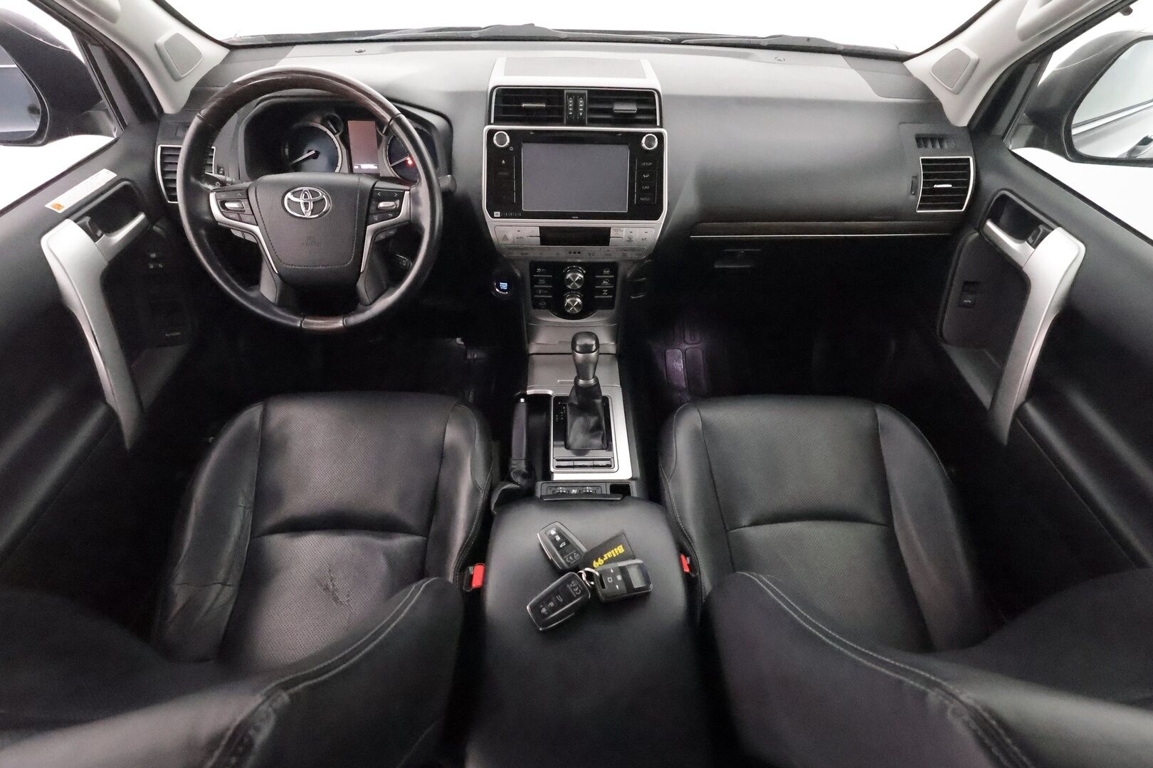TOYOTA LAND CRUISER 2018 2.8 D-4D 4WD AUT PREMIUM *Webasto / 360 Kamera / ACC / Muistipenkki / Ilma-alusta / Keyless / Koukku / JBL / Nahat* - 2,99 % KORKOTARJOUS TÄHÄN AUTOON - Facelift / 2x Renkaat / Ökymaasturi