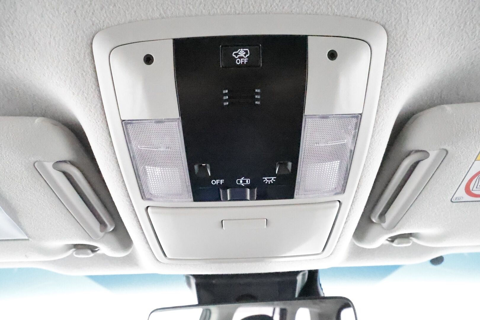 TOYOTA LAND CRUISER 2018 2.8 D-4D 4WD AUT PREMIUM *Webasto / 360 Kamera / ACC / Muistipenkki / Ilma-alusta / Keyless / Koukku / JBL / Nahat* - 2,99 % KORKOTARJOUS TÄHÄN AUTOON - Facelift / 2x Renkaat / Ökymaasturi