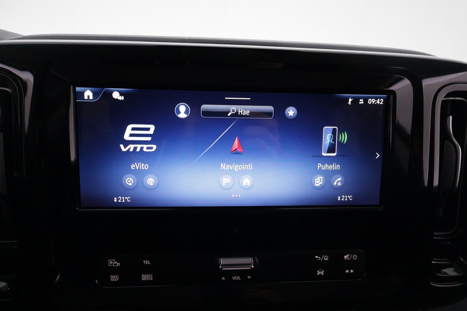 MERCEDES-BENZ VITO 2024 eVito 129 Tourer Pro 8-Paikkainen - 2,99 % KORKOTARJOUS TÄHÄN AUTOON - 8-Paikkainen / ALV / Distronic+ / 360-Kamera / Adapt.LED / Comand Navi / Ratinlämmitys / Facelift / Lisälämmitin / Upea yksilö!