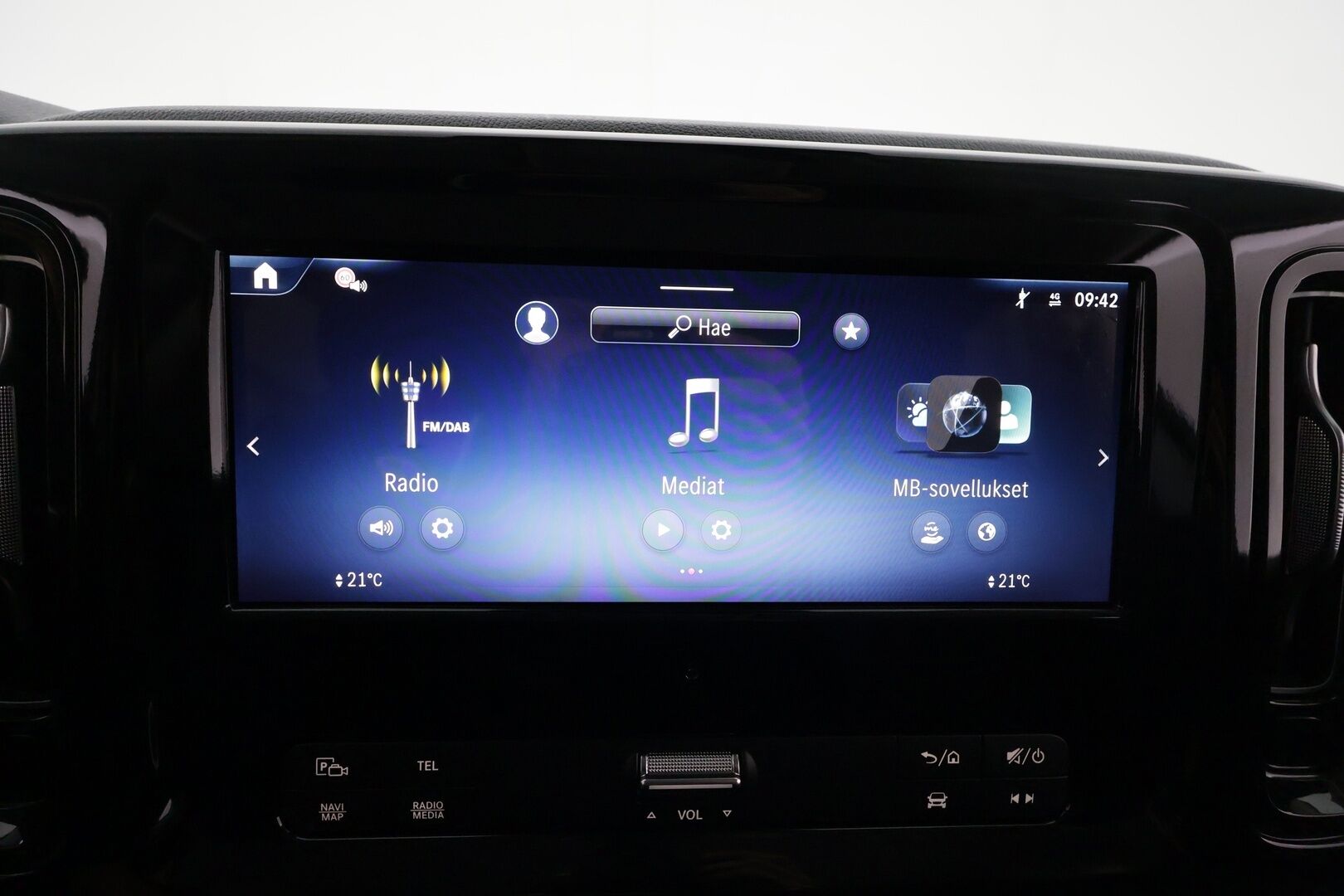MERCEDES-BENZ VITO 2024 eVito 129 Tourer Pro 8-Paikkainen - 2,99 % KORKOTARJOUS TÄHÄN AUTOON - 8-Paikkainen / ALV / Distronic+ / 360-Kamera / Adapt.LED / Comand Navi / Ratinlämmitys / Facelift / Lisälämmitin / Upea yksilö!