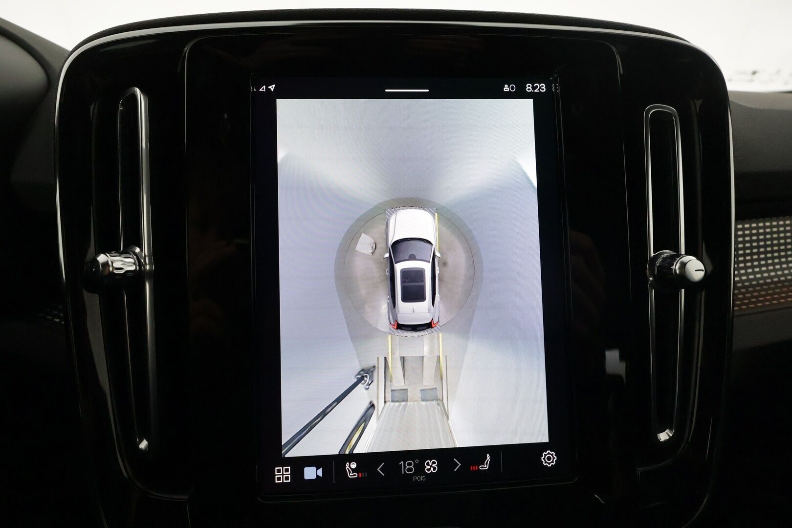 Volvo XC40 2022 Recharge Twin Pro aut - 3,99 % KORKOTARJOUS TÄHÄN AUTOON - Lämpöpumppu / Adapt.Vakkari / Vetokoukku / Harman&Kardon / Panoraama / Nahka-Alcantara Muistipenkki / Adapt.LED / 360-Kamera