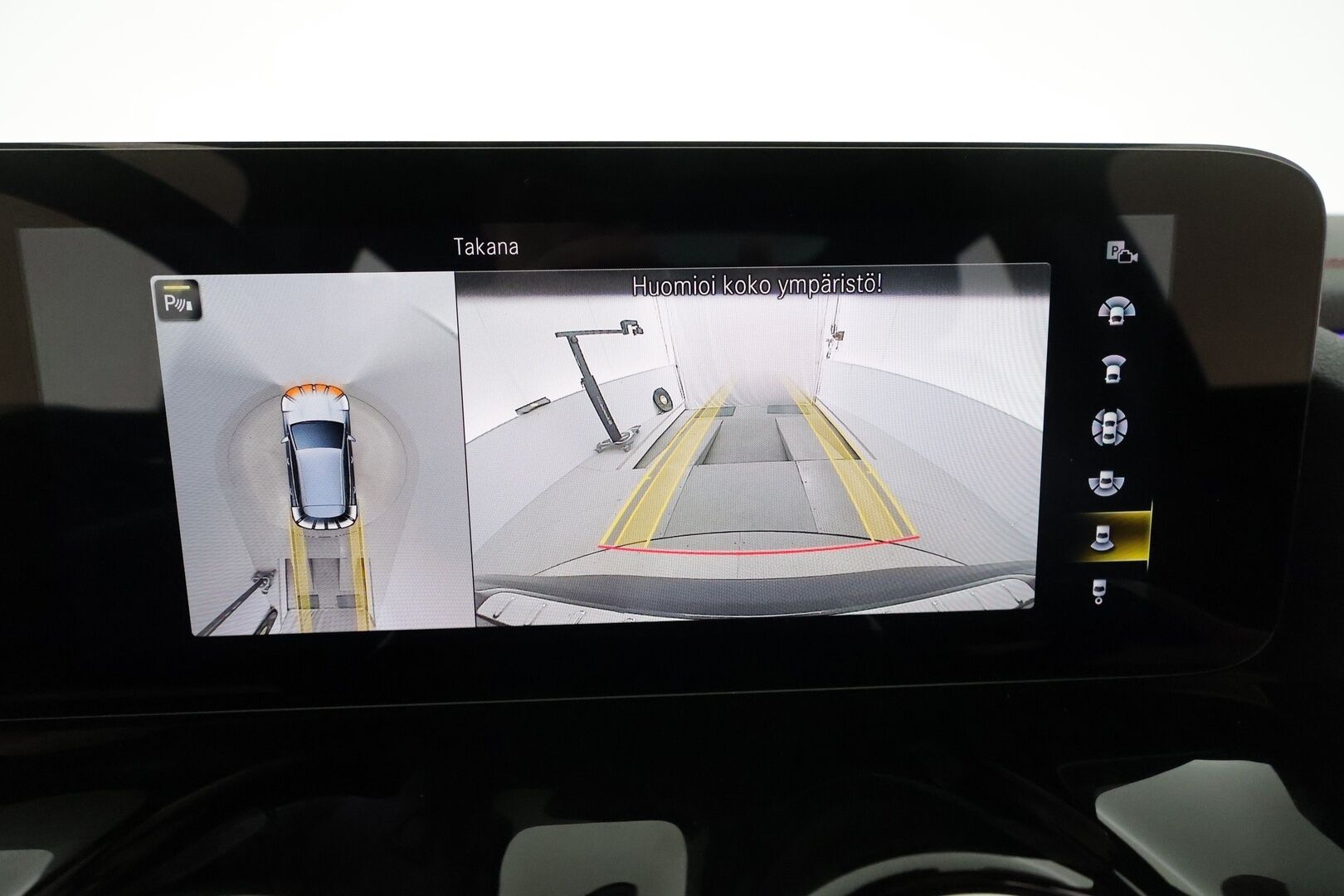 MERCEDES-BENZ EQA 2022 250 Business AMG - 3,99 % KORKOTARJOUS TÄHÄN AUTOON - Distronic+ / Panorama / 360-Kamera / Nahka-Alcantara / Vetokoukku / Led High Performance / Night / Akku kuntotarkastettu!
